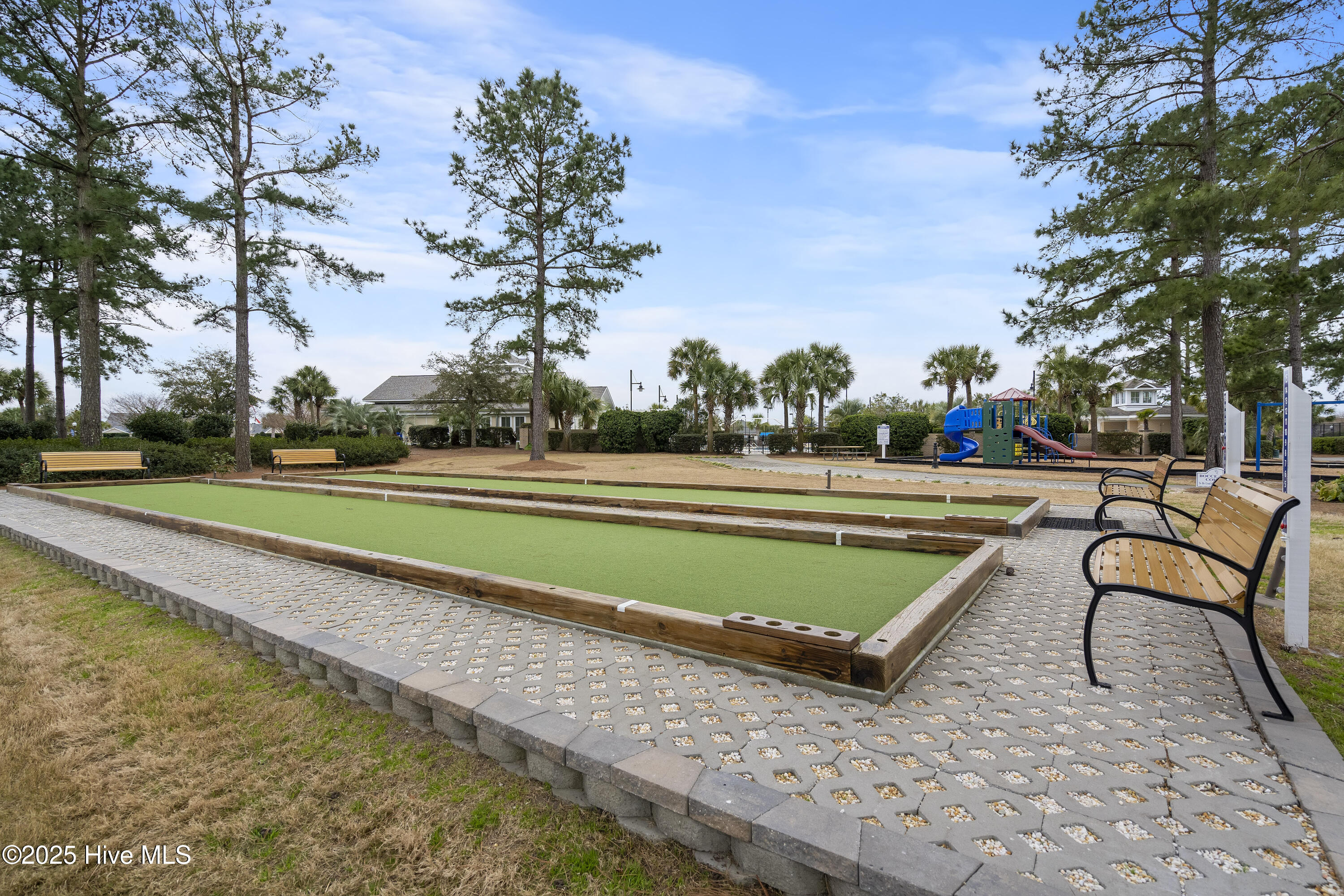 100541104 | Photo 80