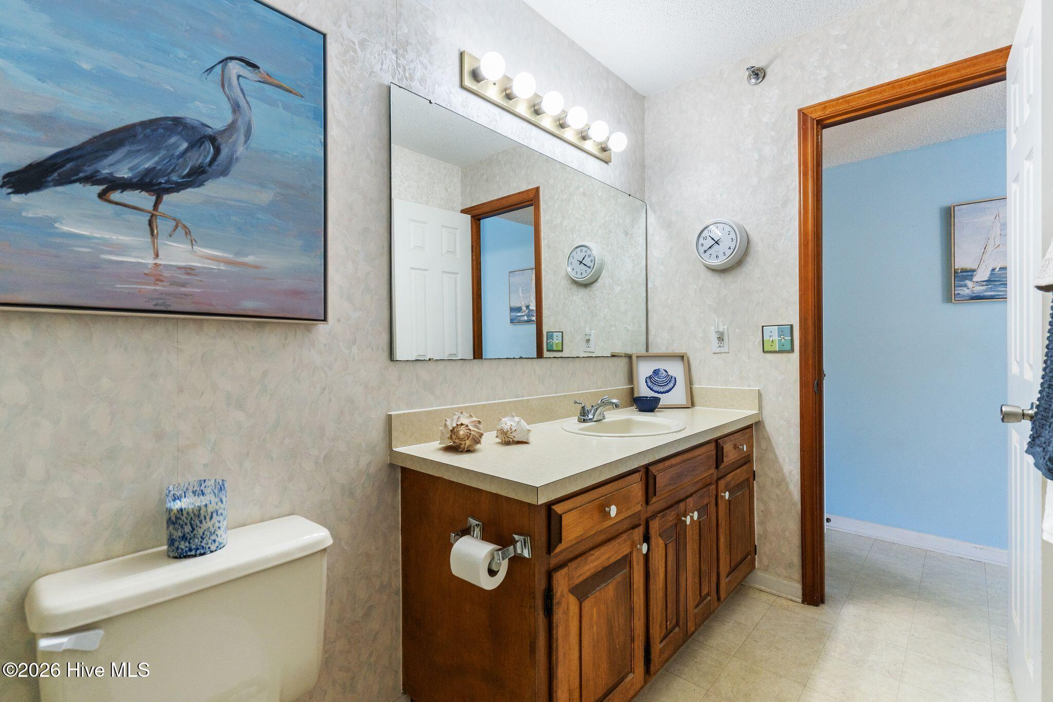 100559417 | Photo 30