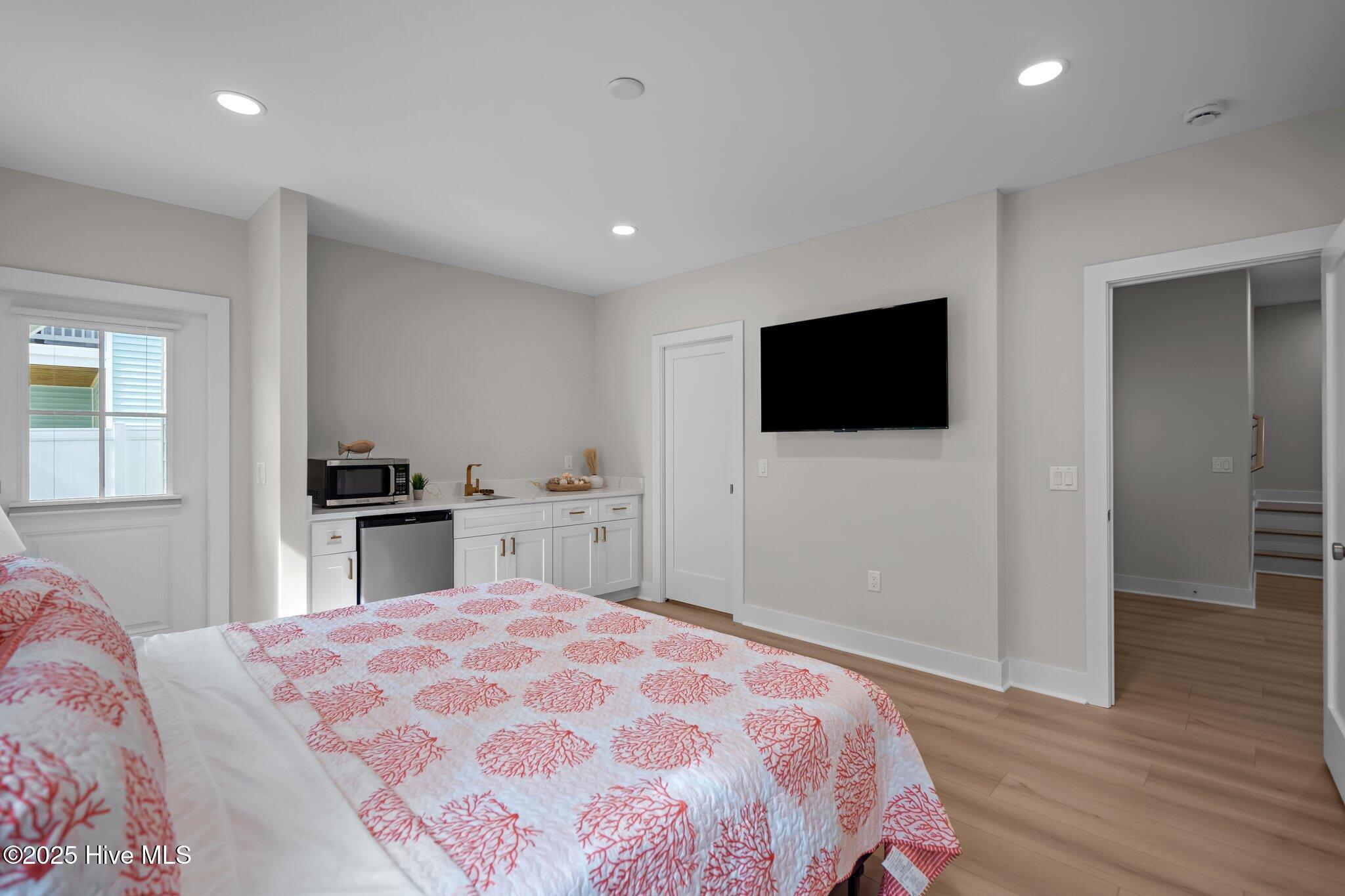 100519500 | Photo 51