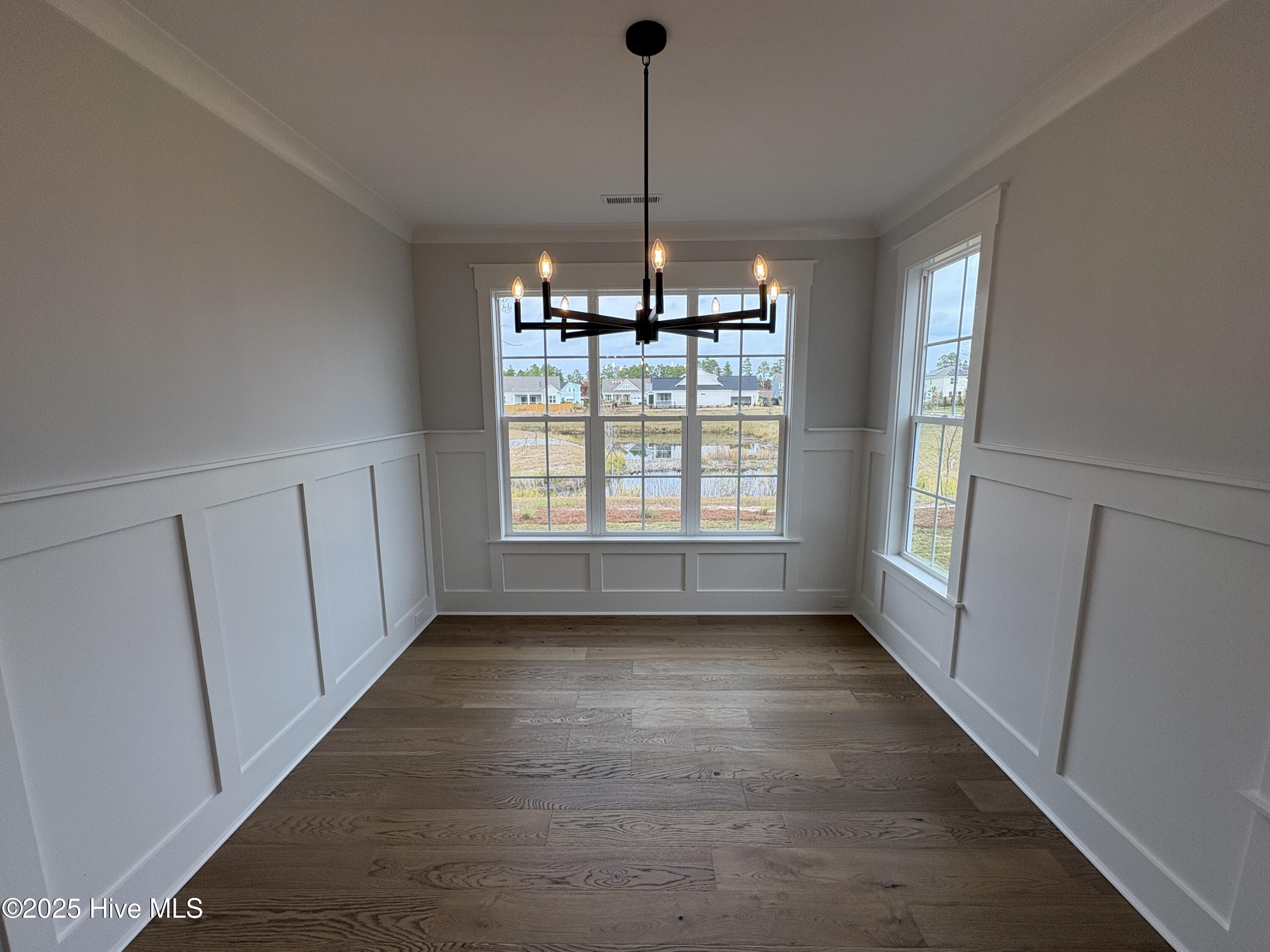 100521777 | Photo 18