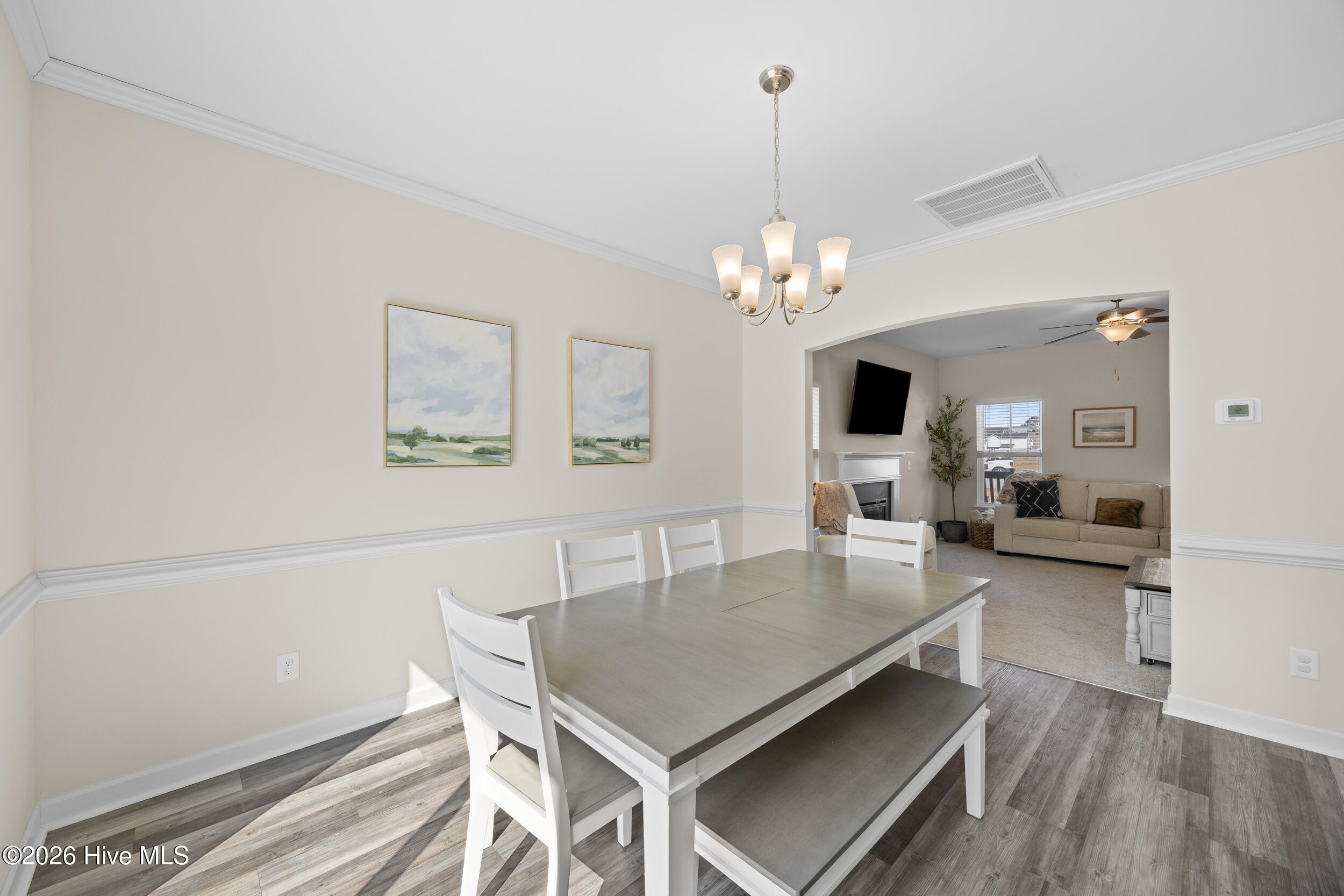 100558005 | Photo 19