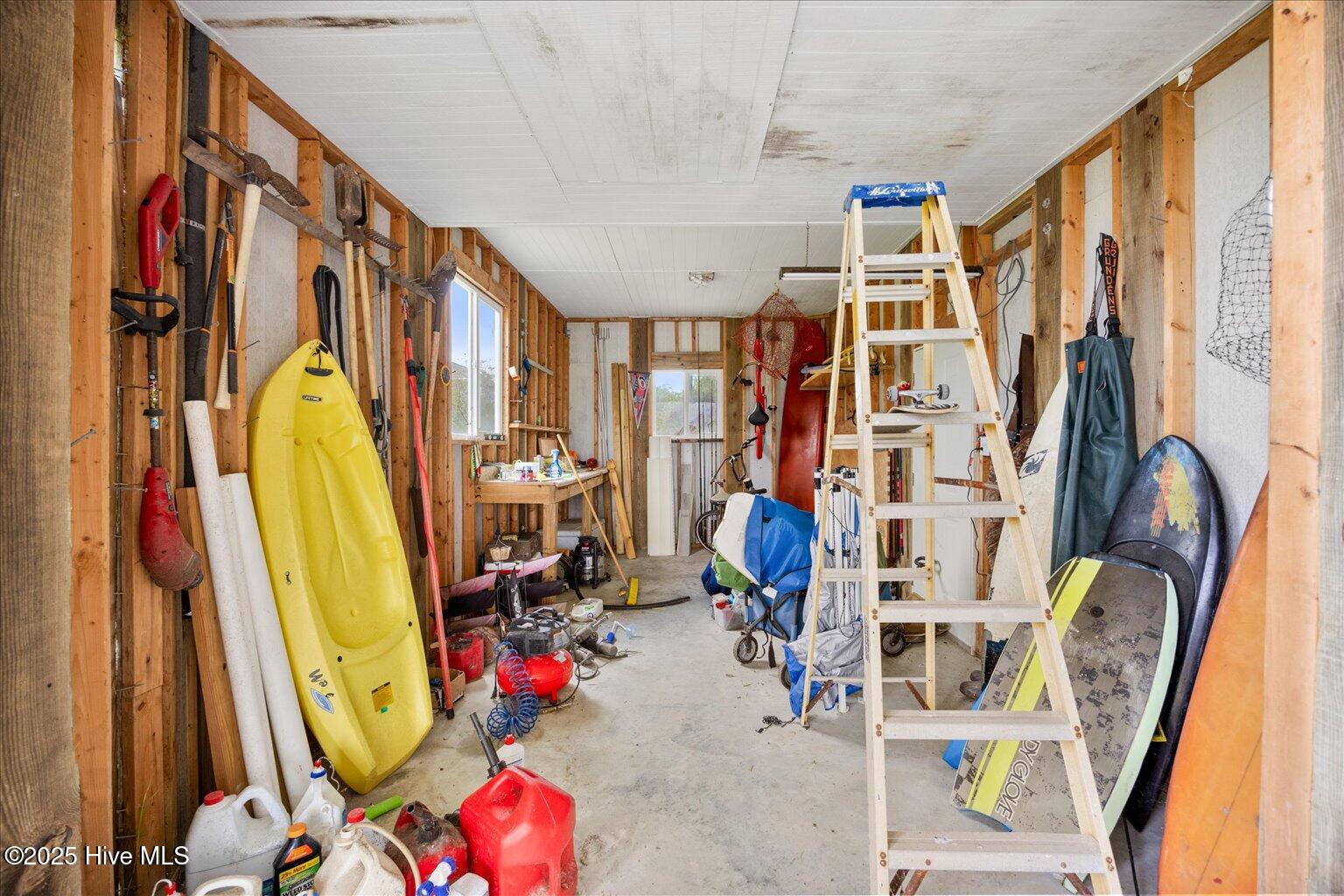 100530582 | Photo 52