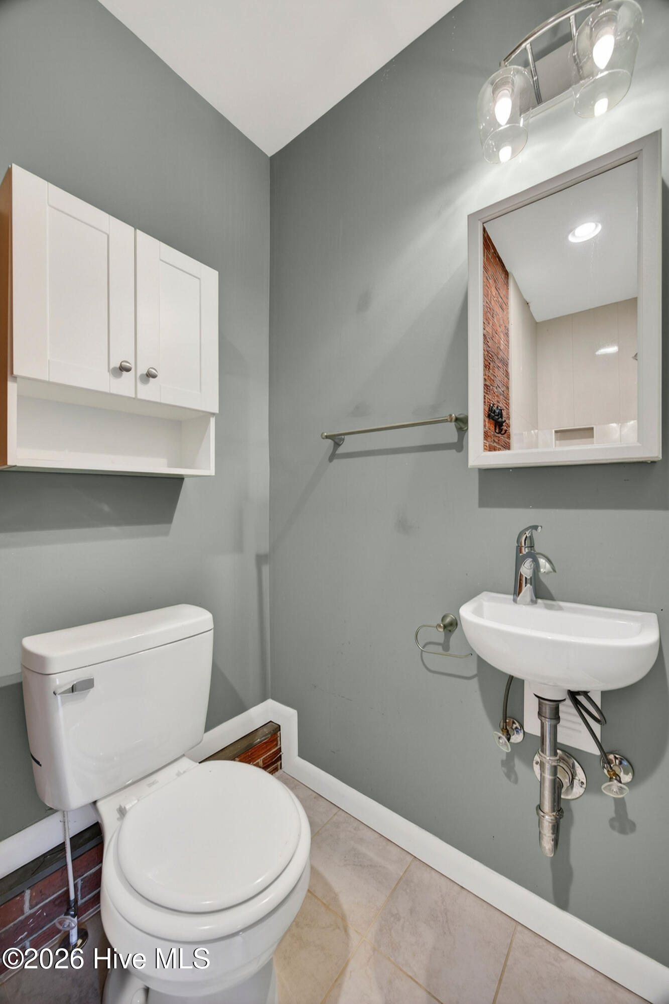 100557140 | Photo 36