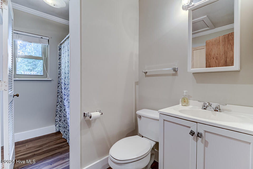 100536201 | Photo 11