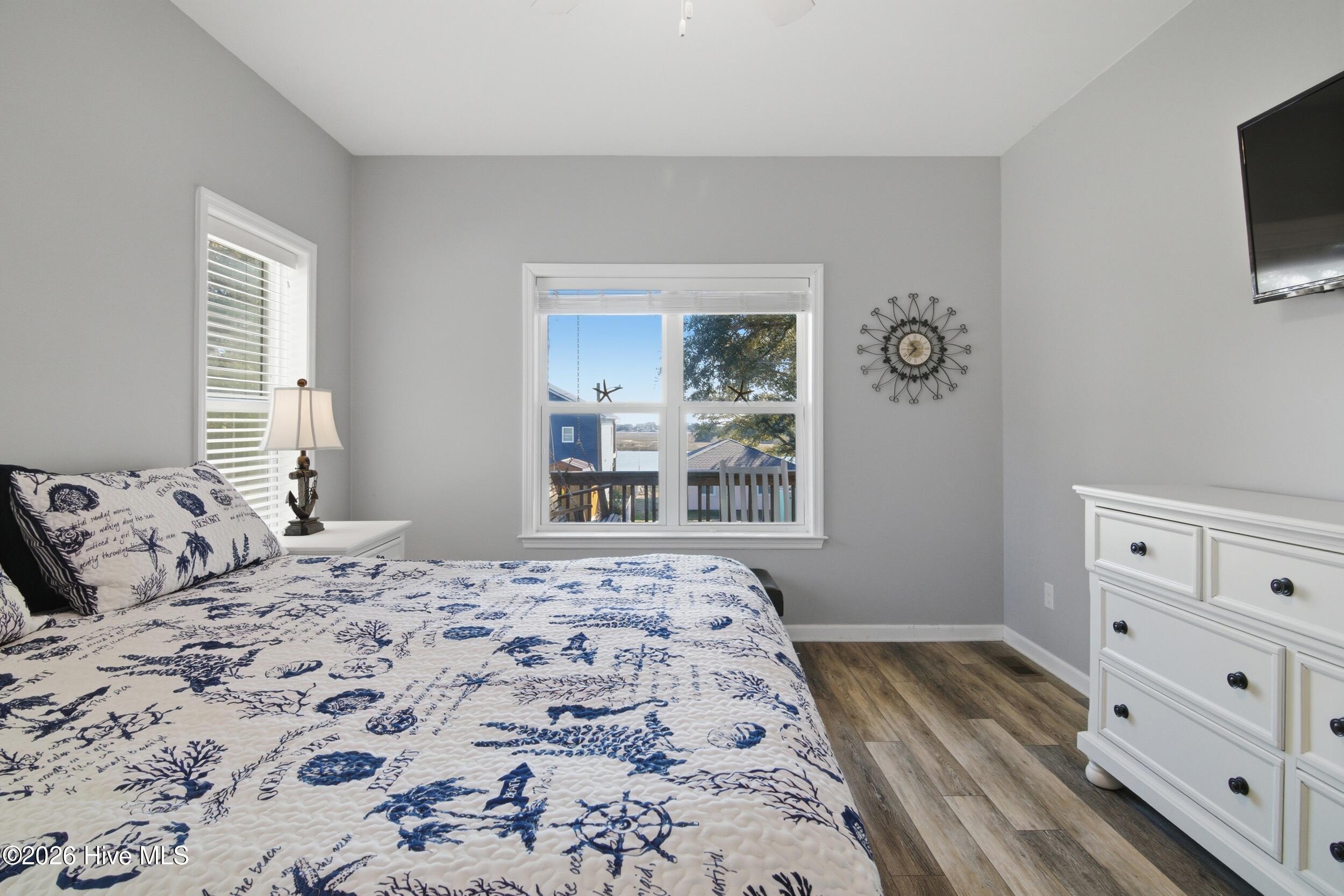 100552555 | Photo 18