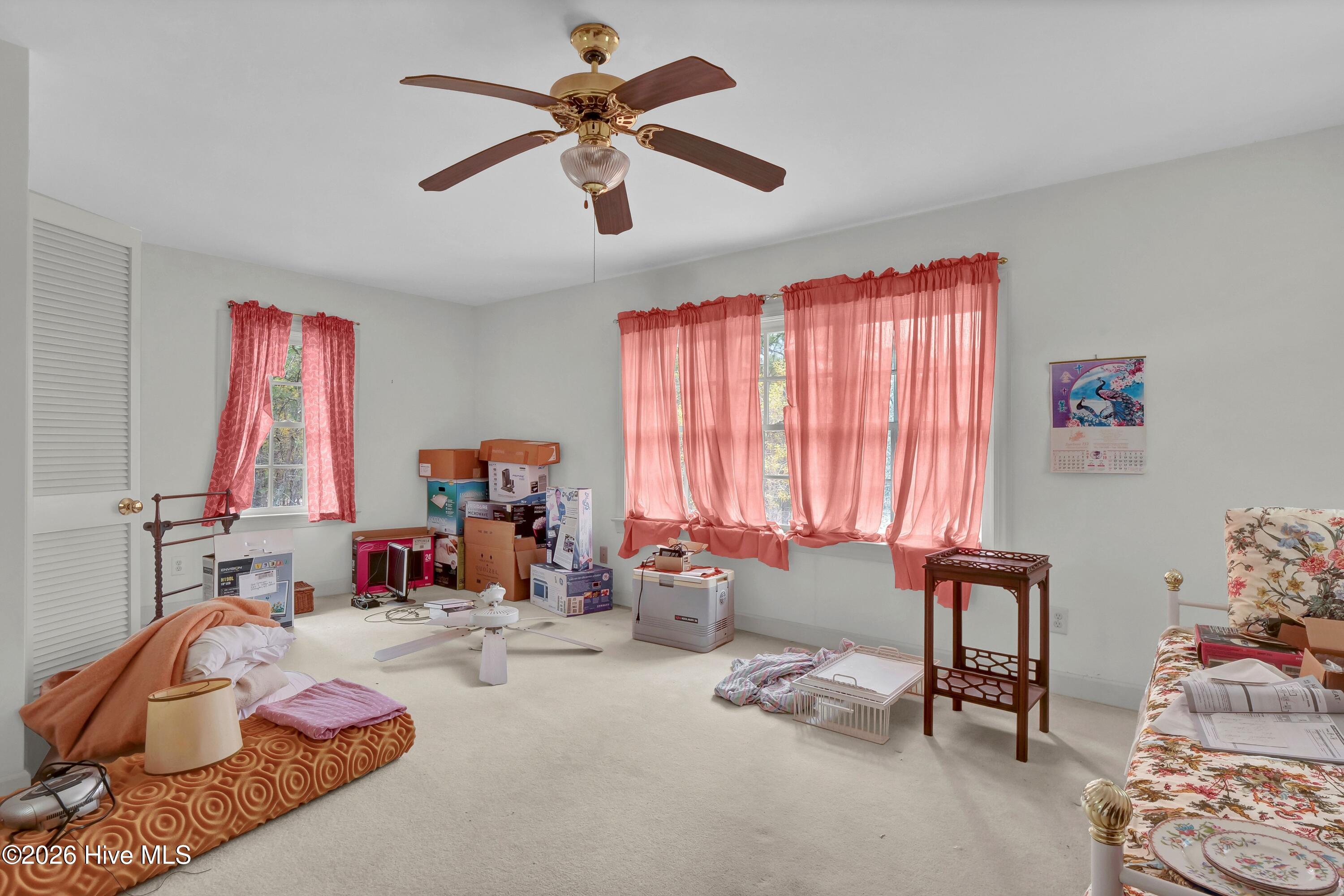 100564382 | Photo 20