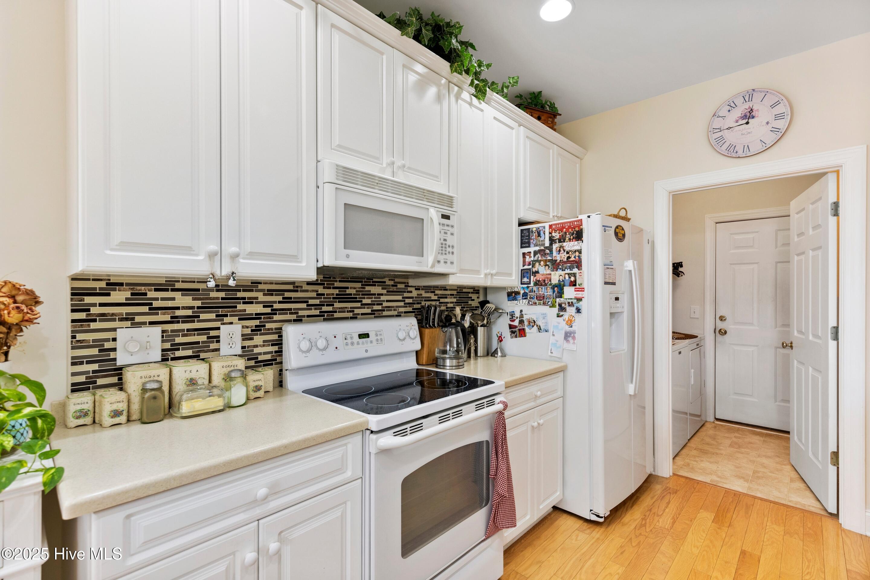 100527165 | Photo 15