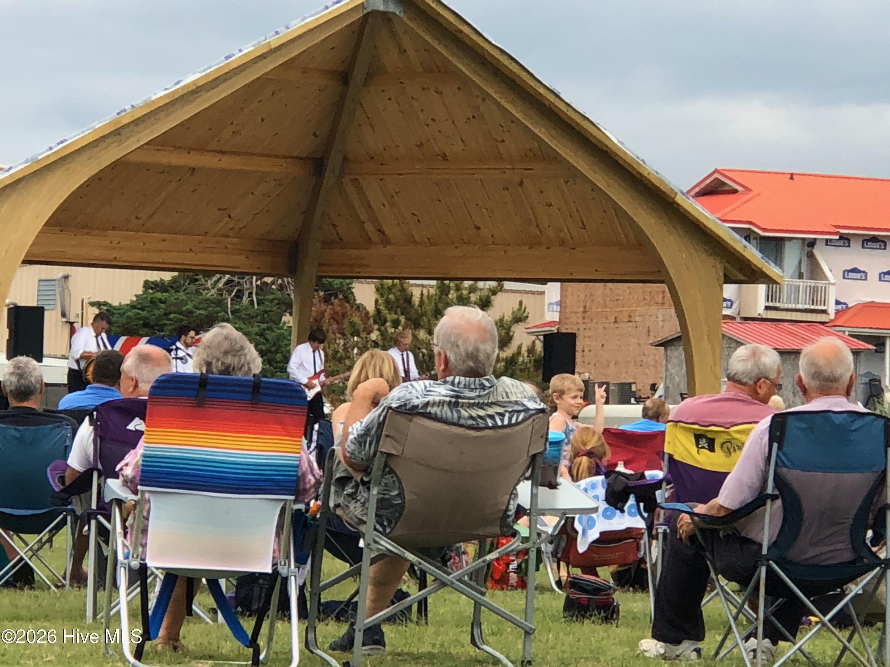 100570514 | Photo 62