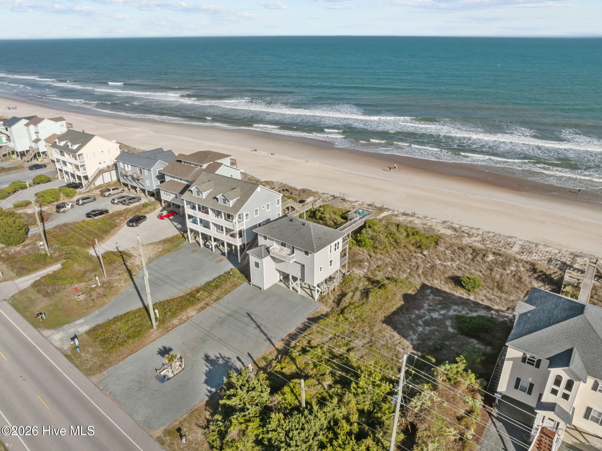 100567525 | Photo 53