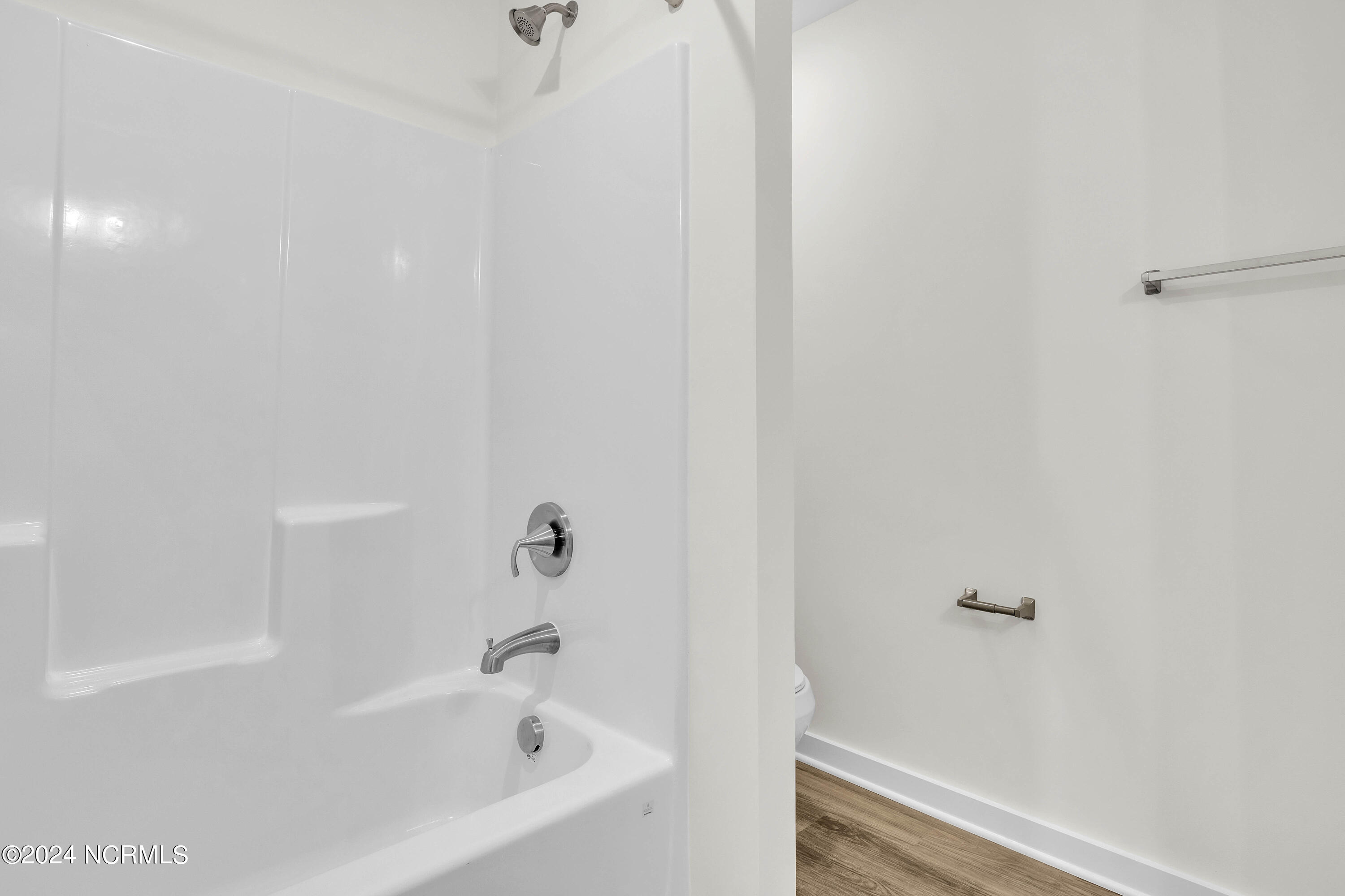 100544689 | Photo 17