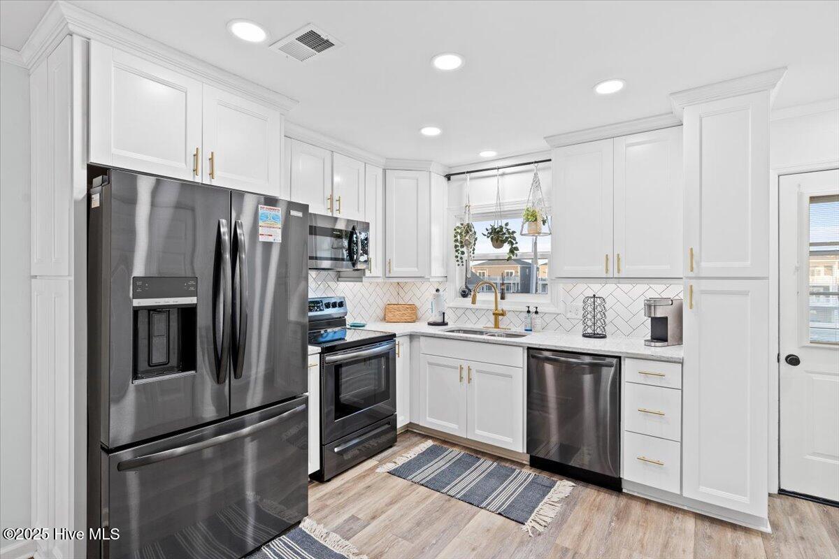 100541423 | Photo 12