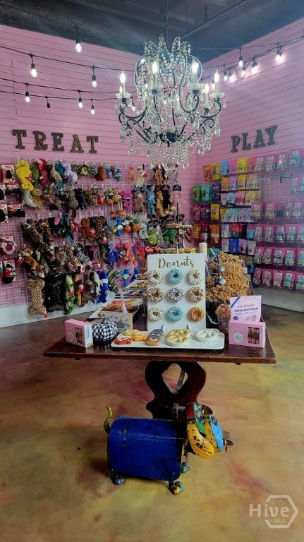 1601 Bull Street, Savannah, GA, 31401