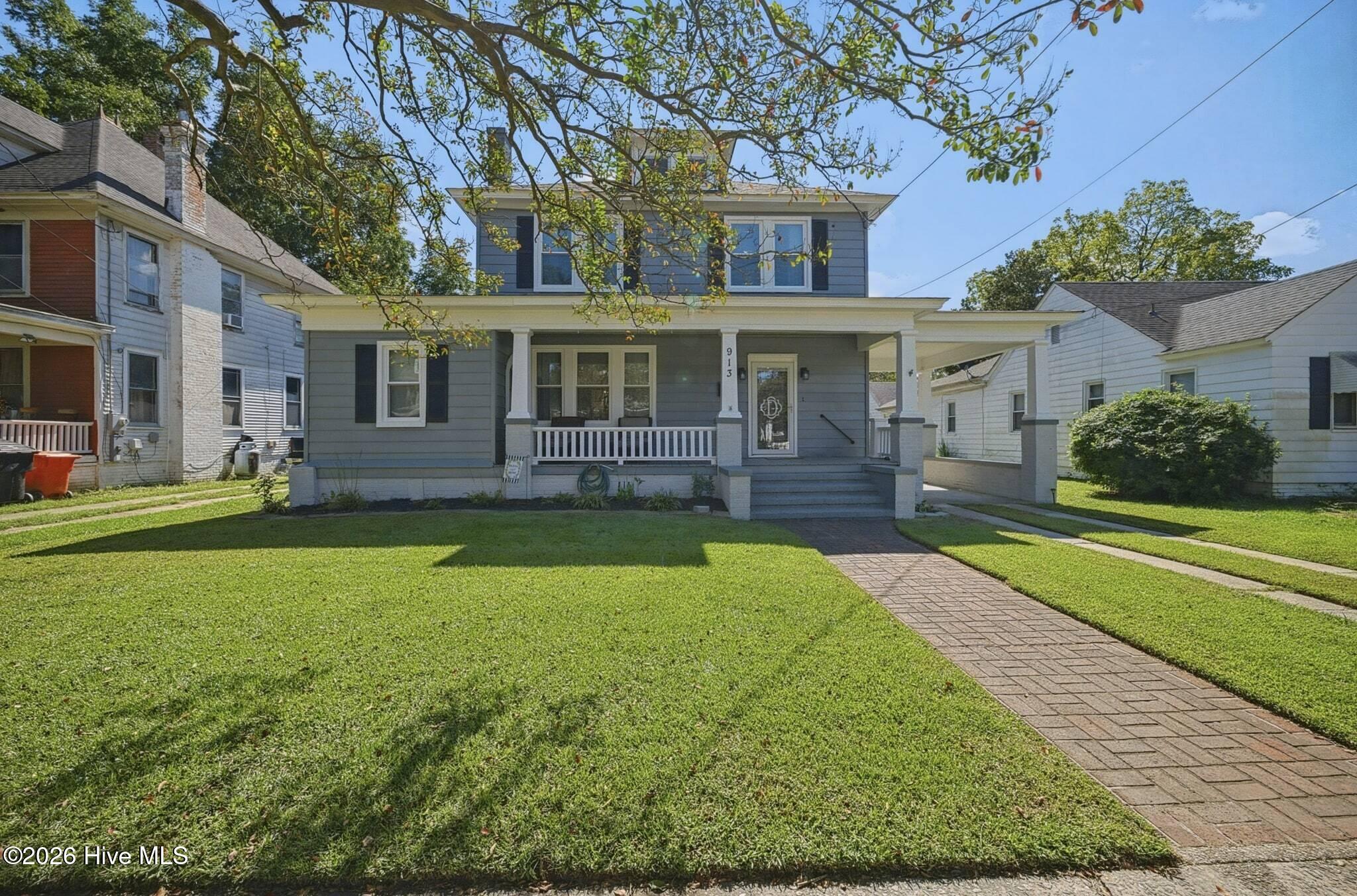 Photo 3 of Single family home for sale at 913 W Church St, Elizabeth City, NC 27909 | MLS# 100605710 | Listing updated on 2026-09-29