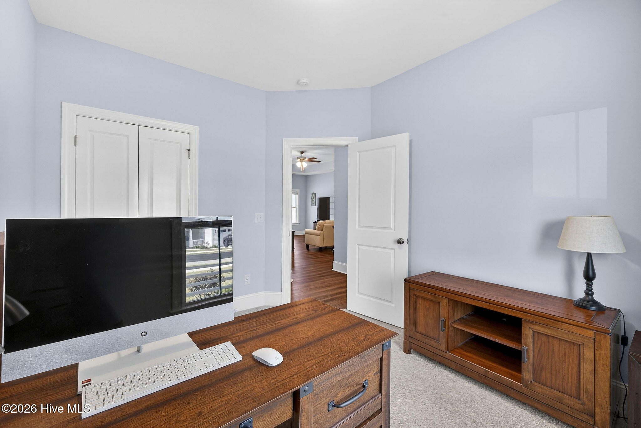 100563102 | Photo 26