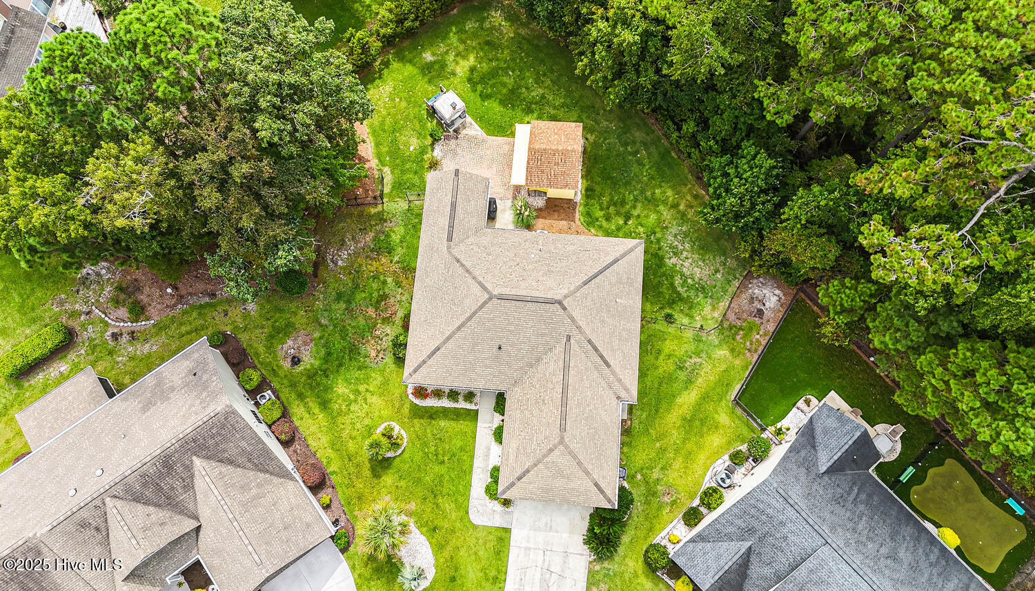 100530815 | Photo 34