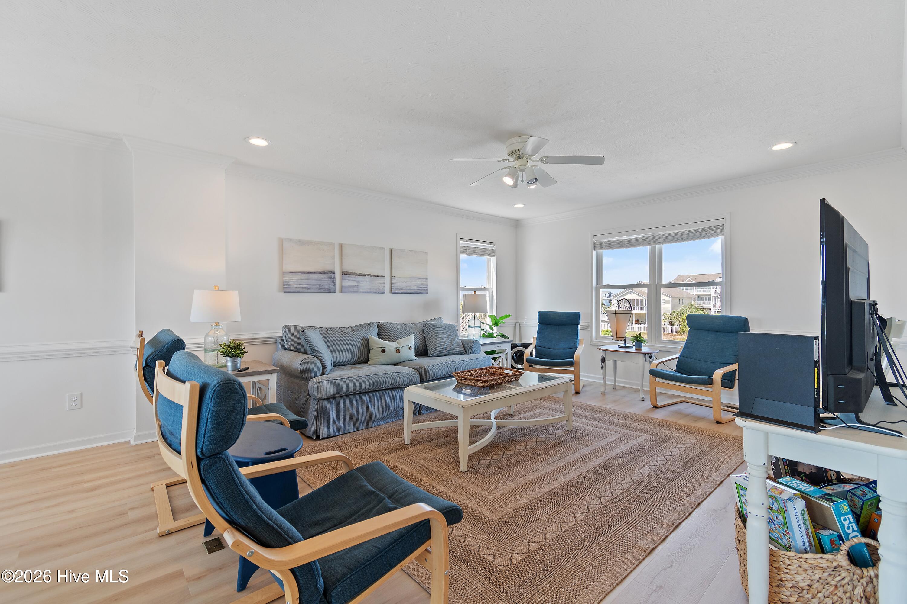 100564981 | Photo 10