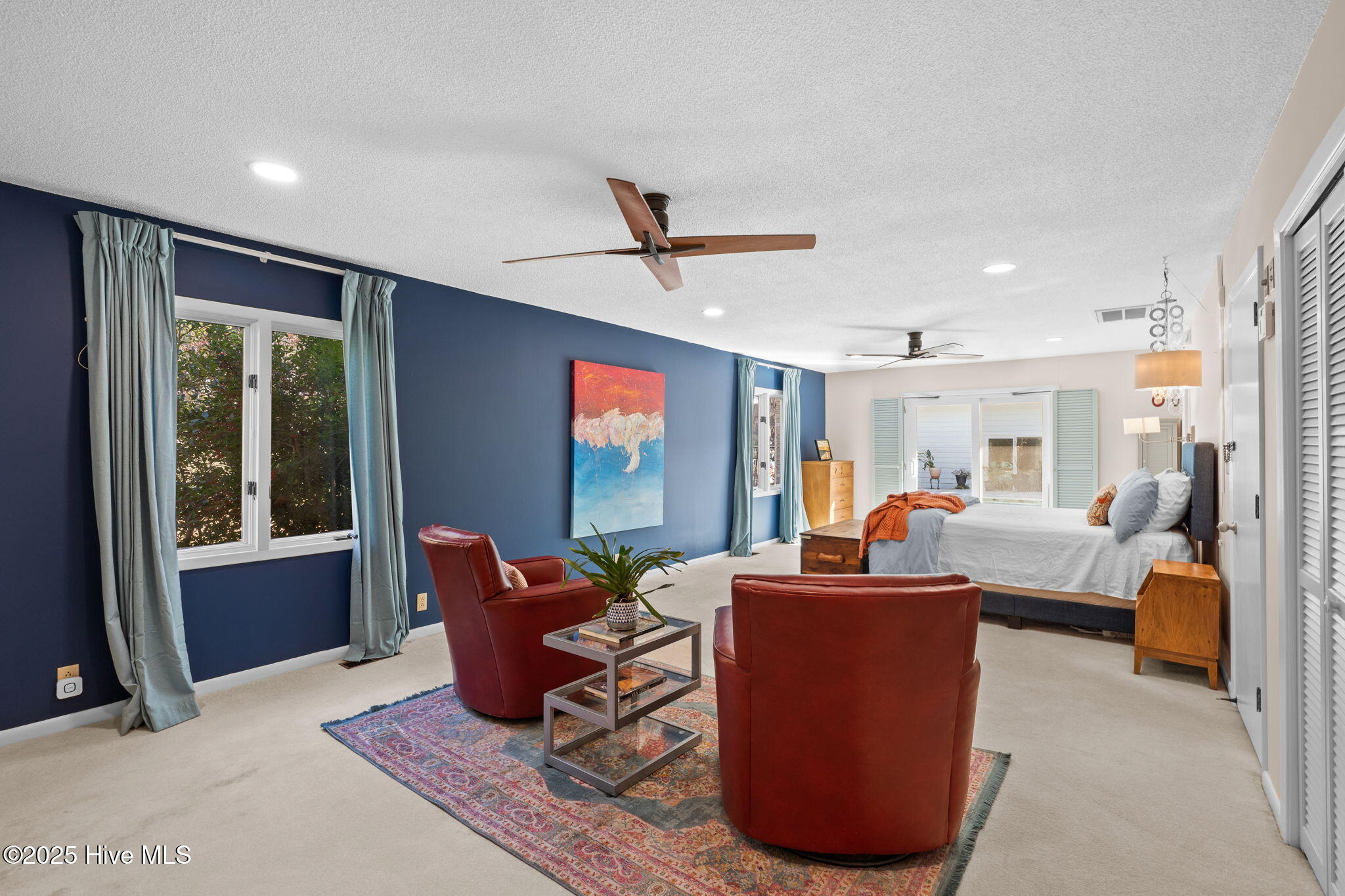 100544236 | Photo 38