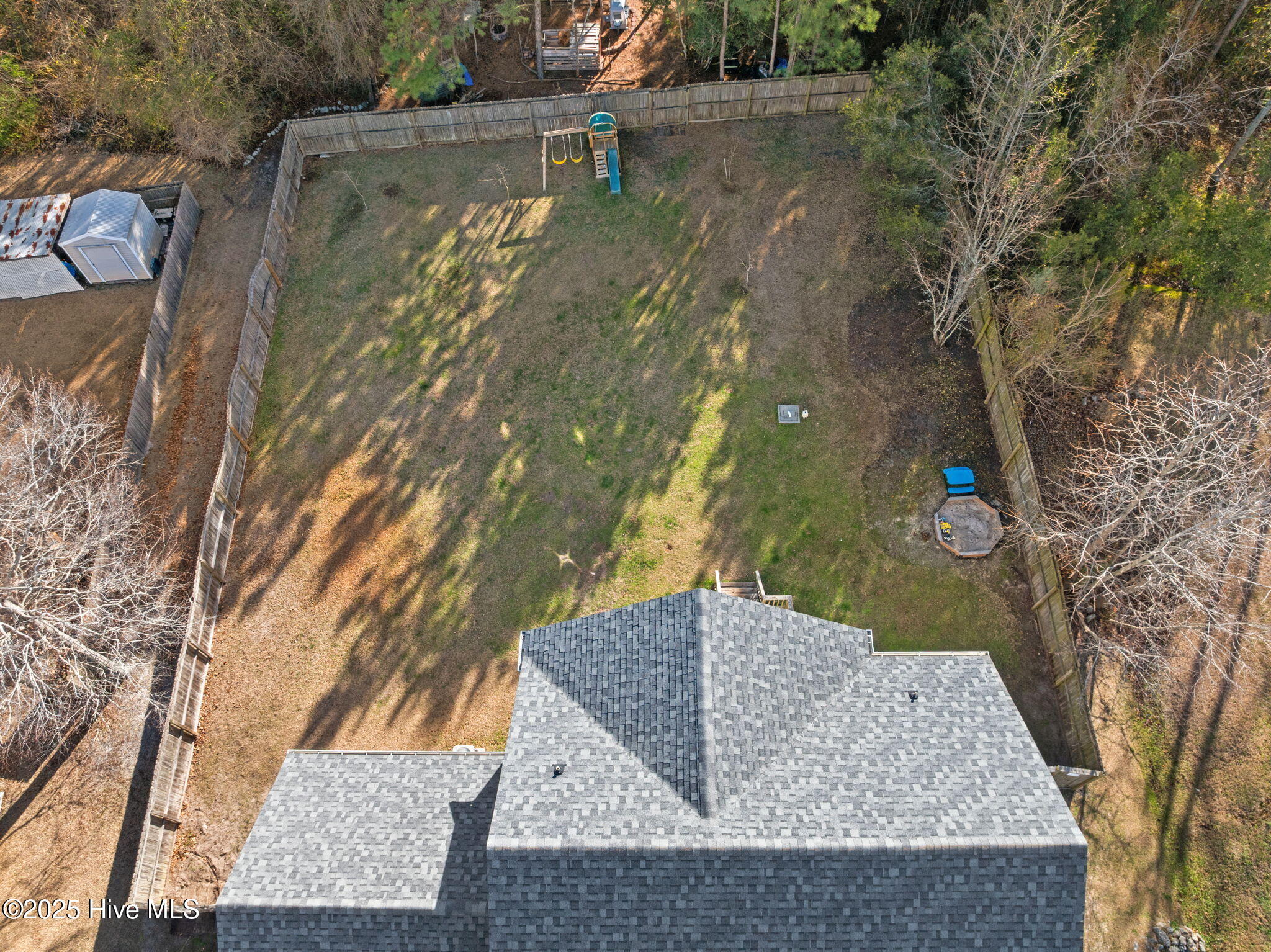 100545642 | Photo 44