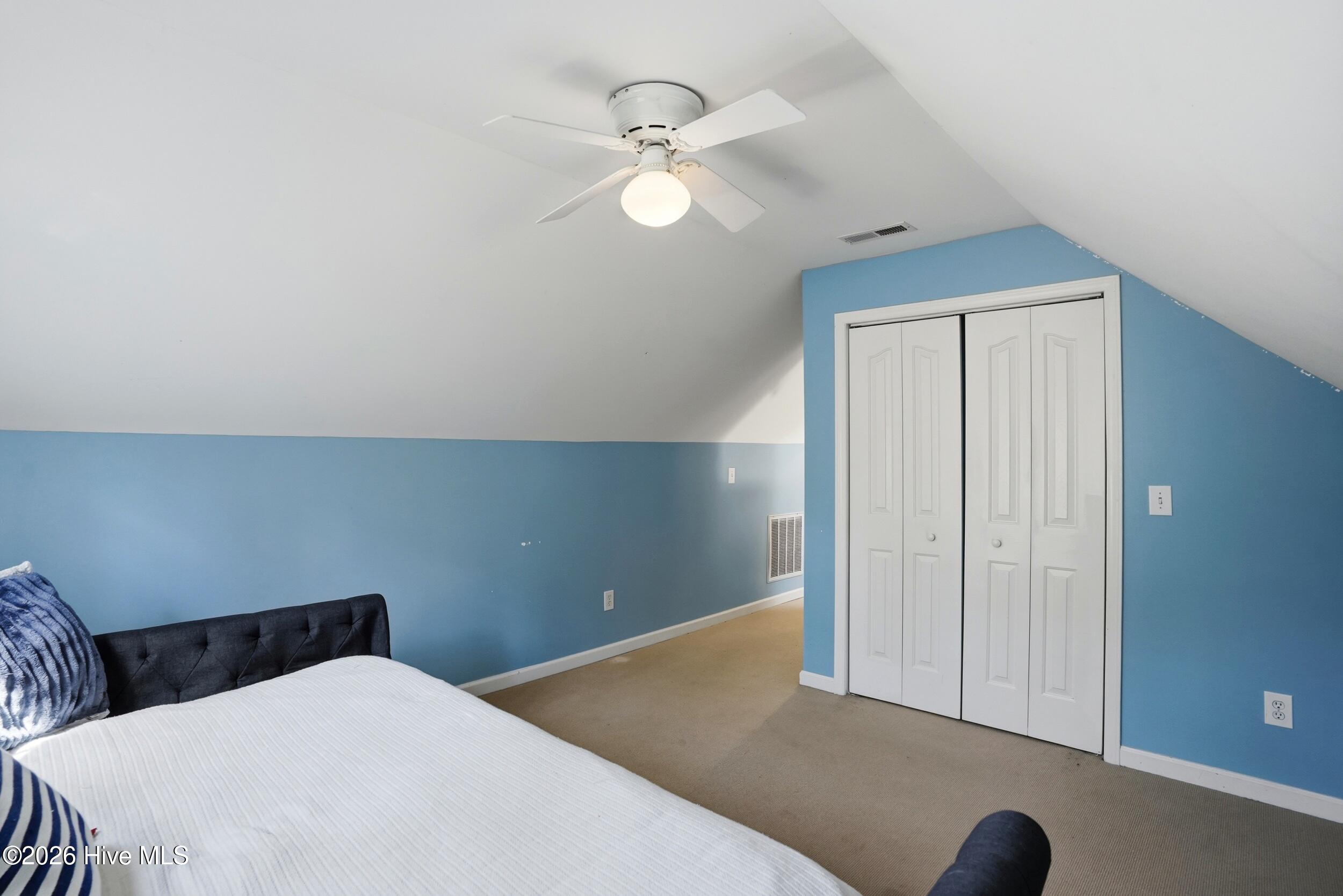 100556921 | Photo 28