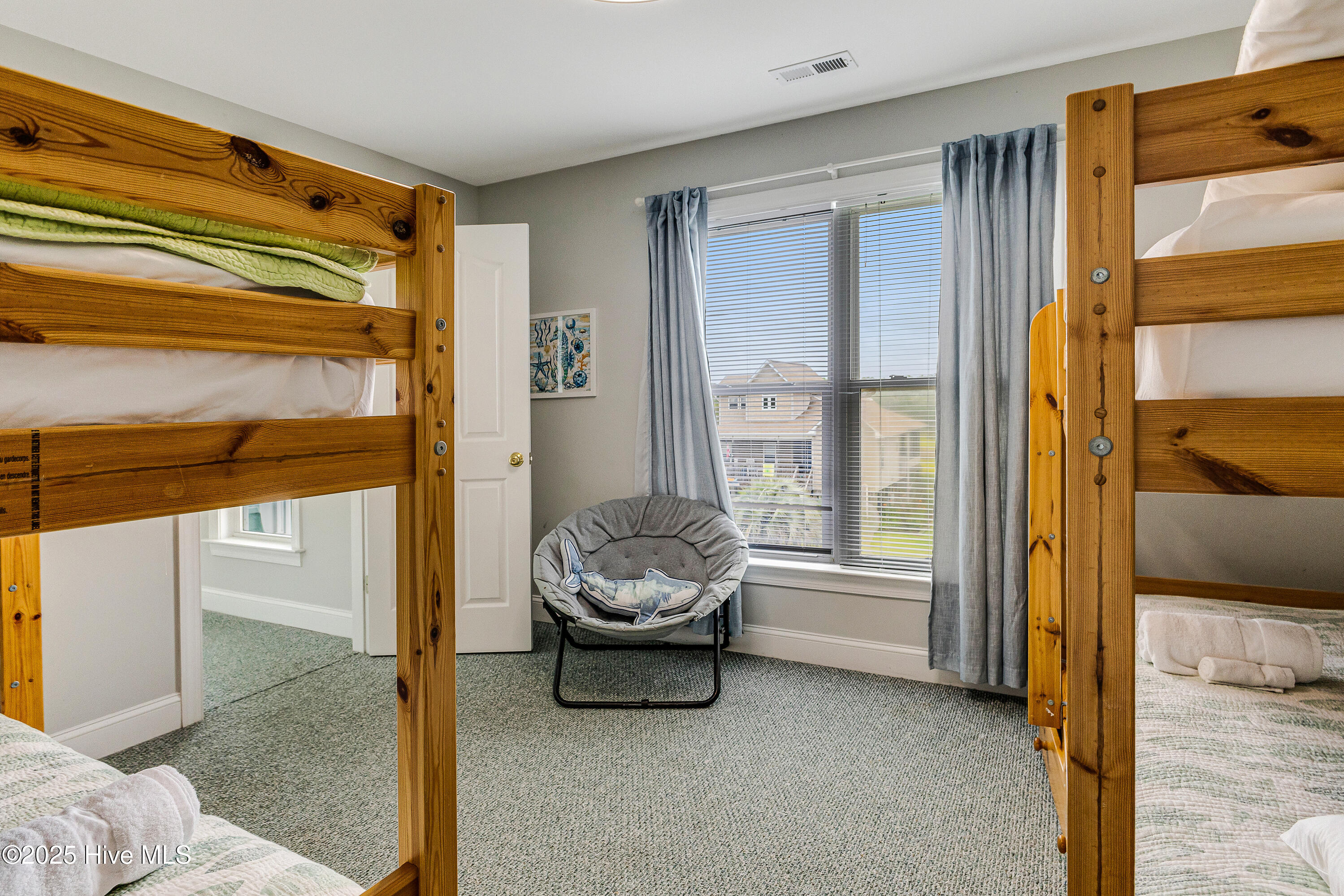 100514949 | Photo 29