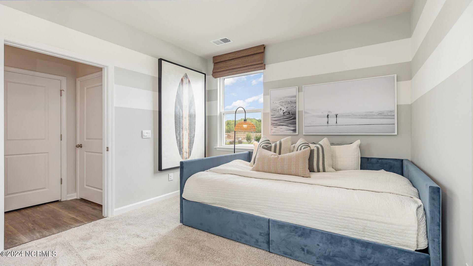 100547667 | Photo 18