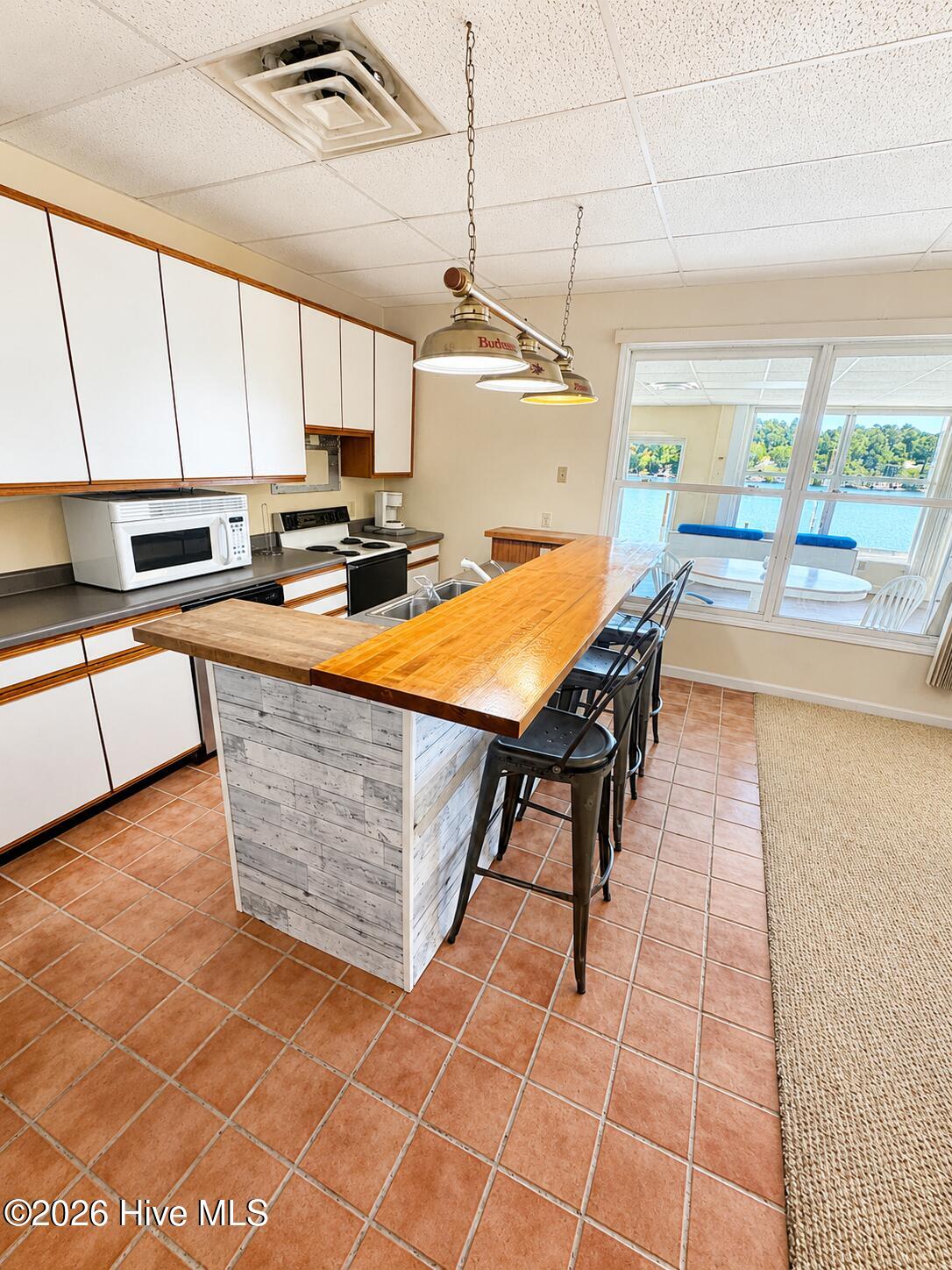 888 Sea Gate Drive,Newport
