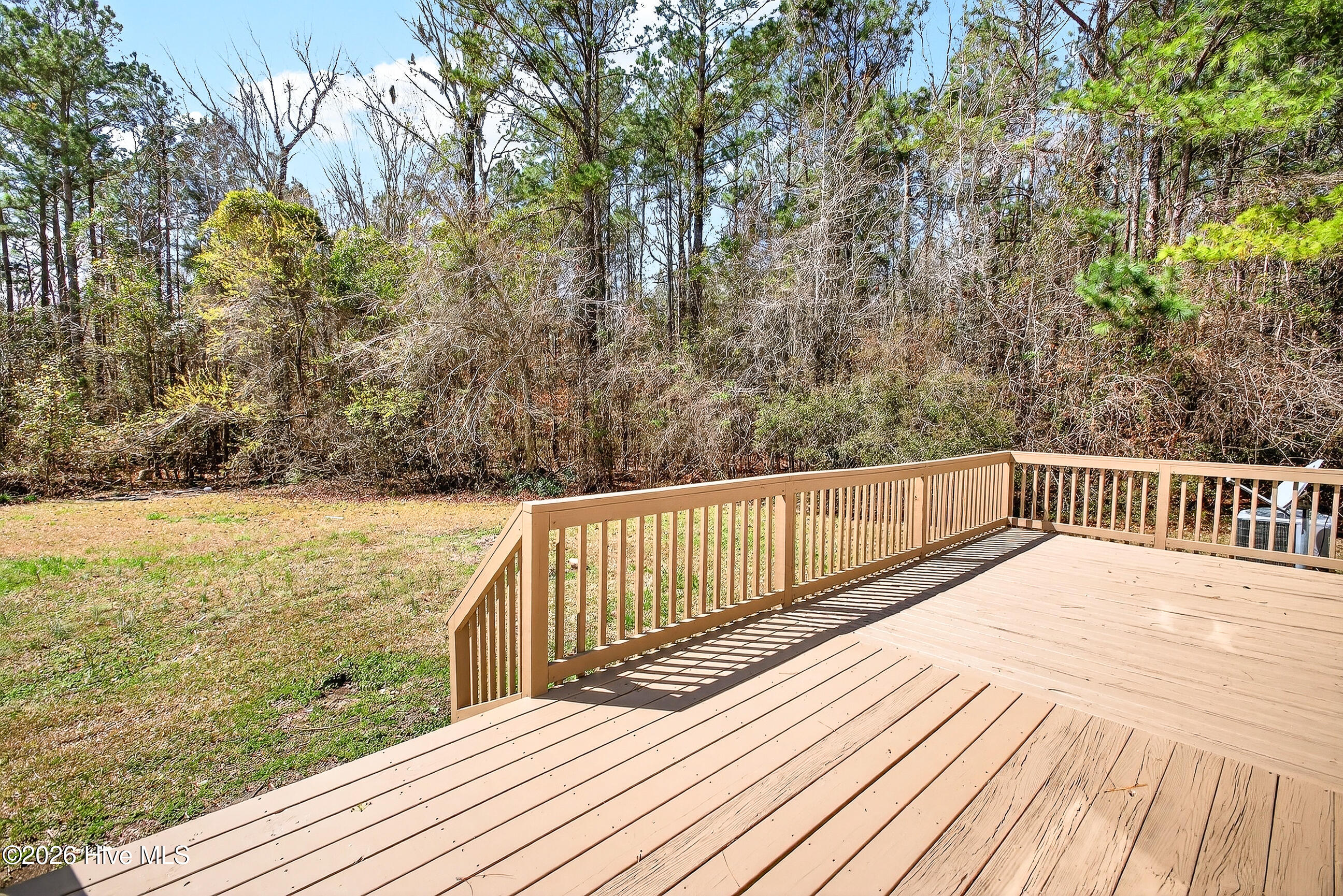 100560826 | Photo 28