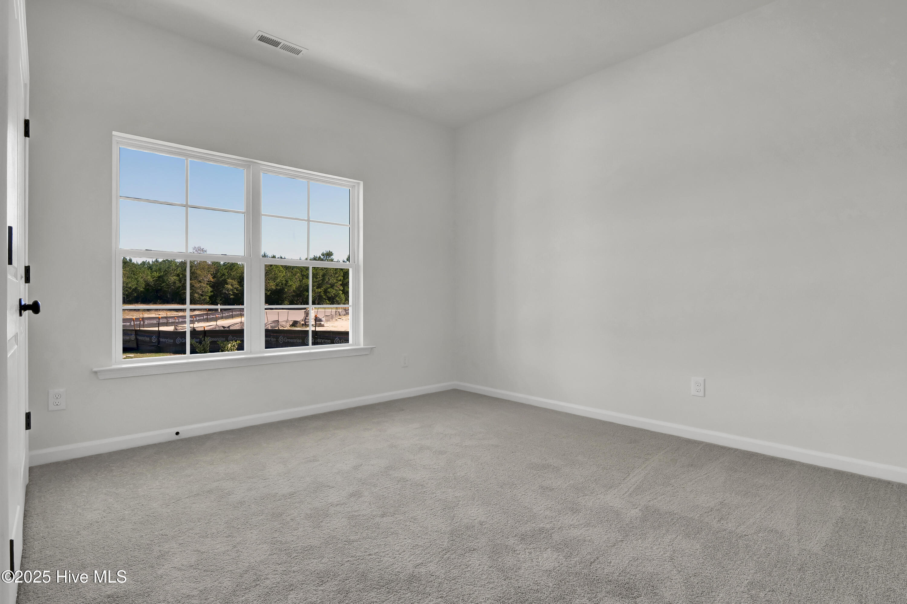 100551524 | Photo 19