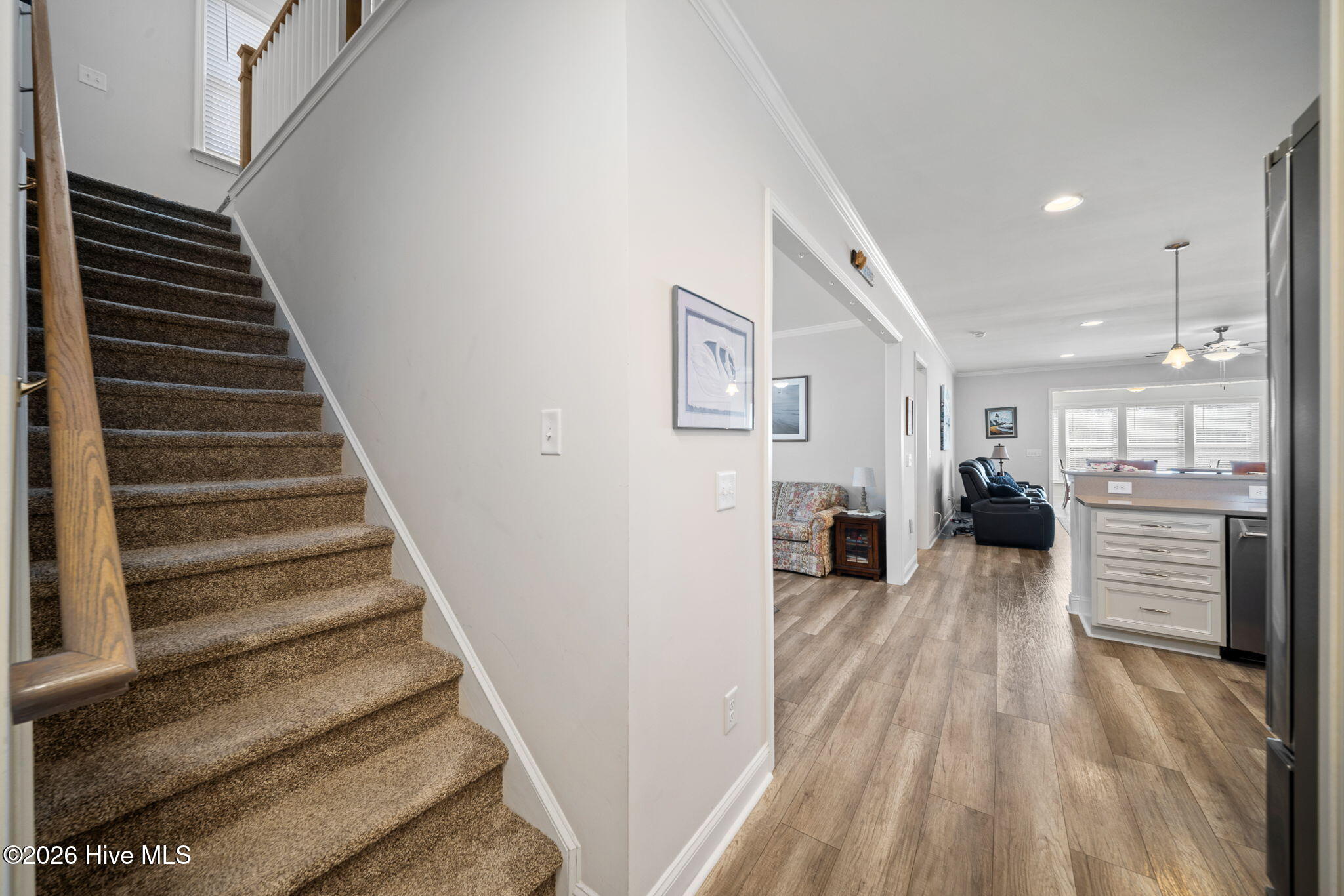 100564414 | Photo 41