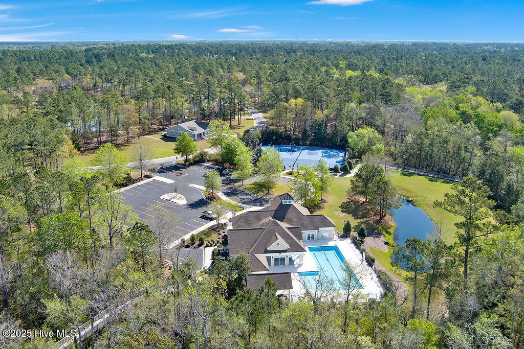 100531958 | Photo 36