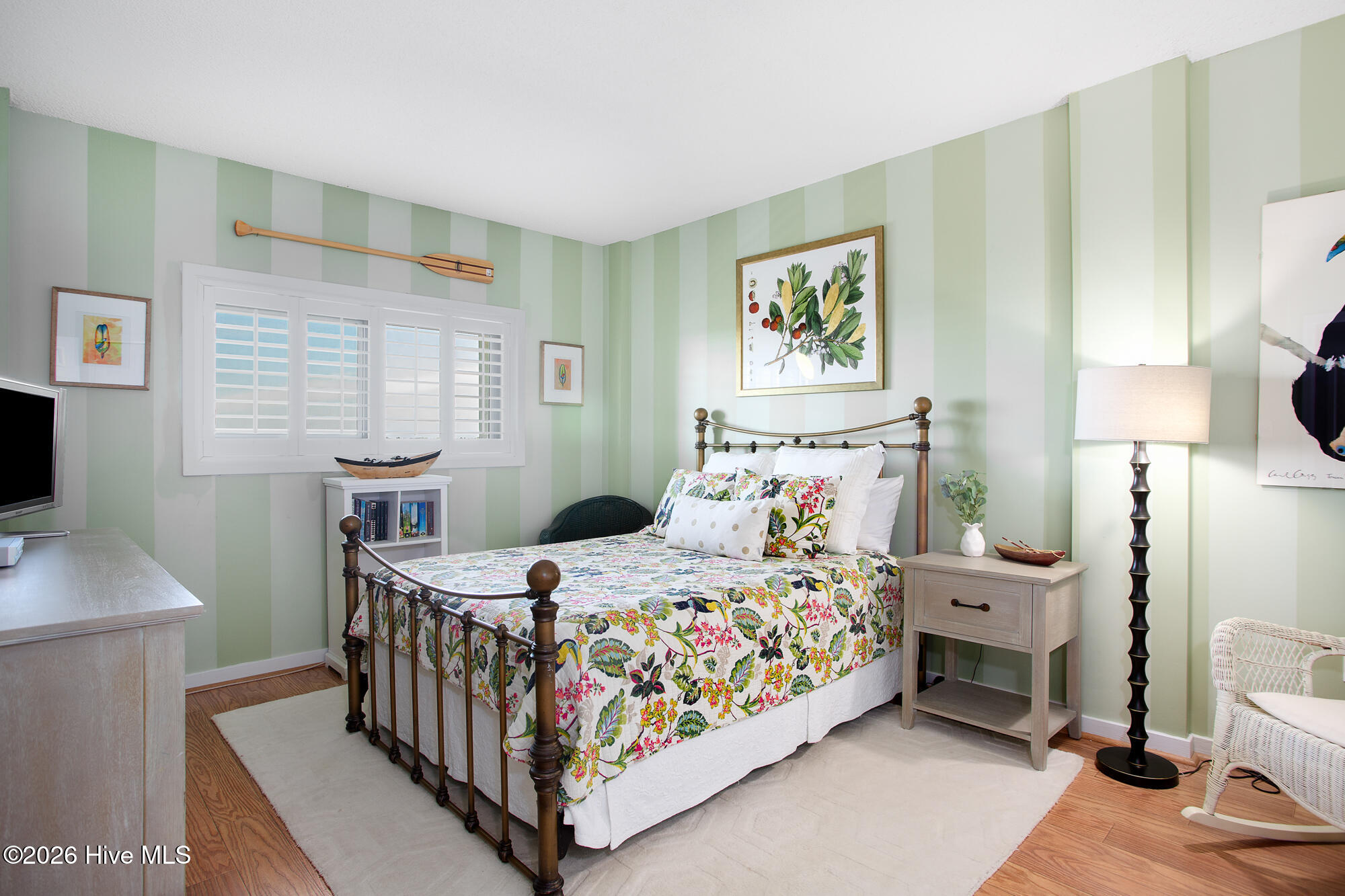 100553935 | Photo 19