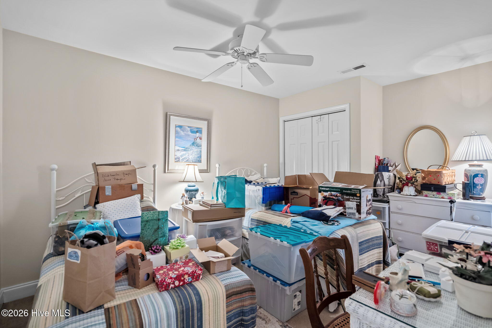 100556282 | Photo 38