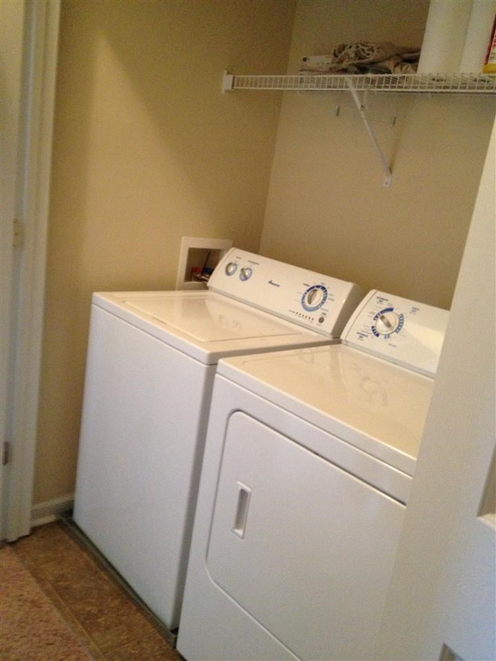 100553750 | Photo 12