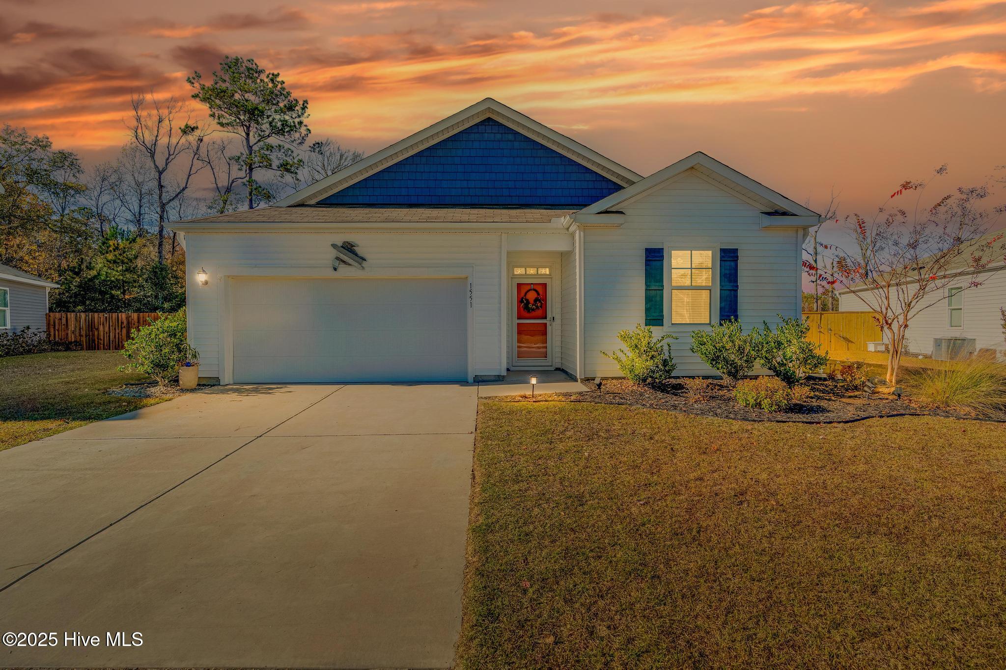 100542071 | Photo 32