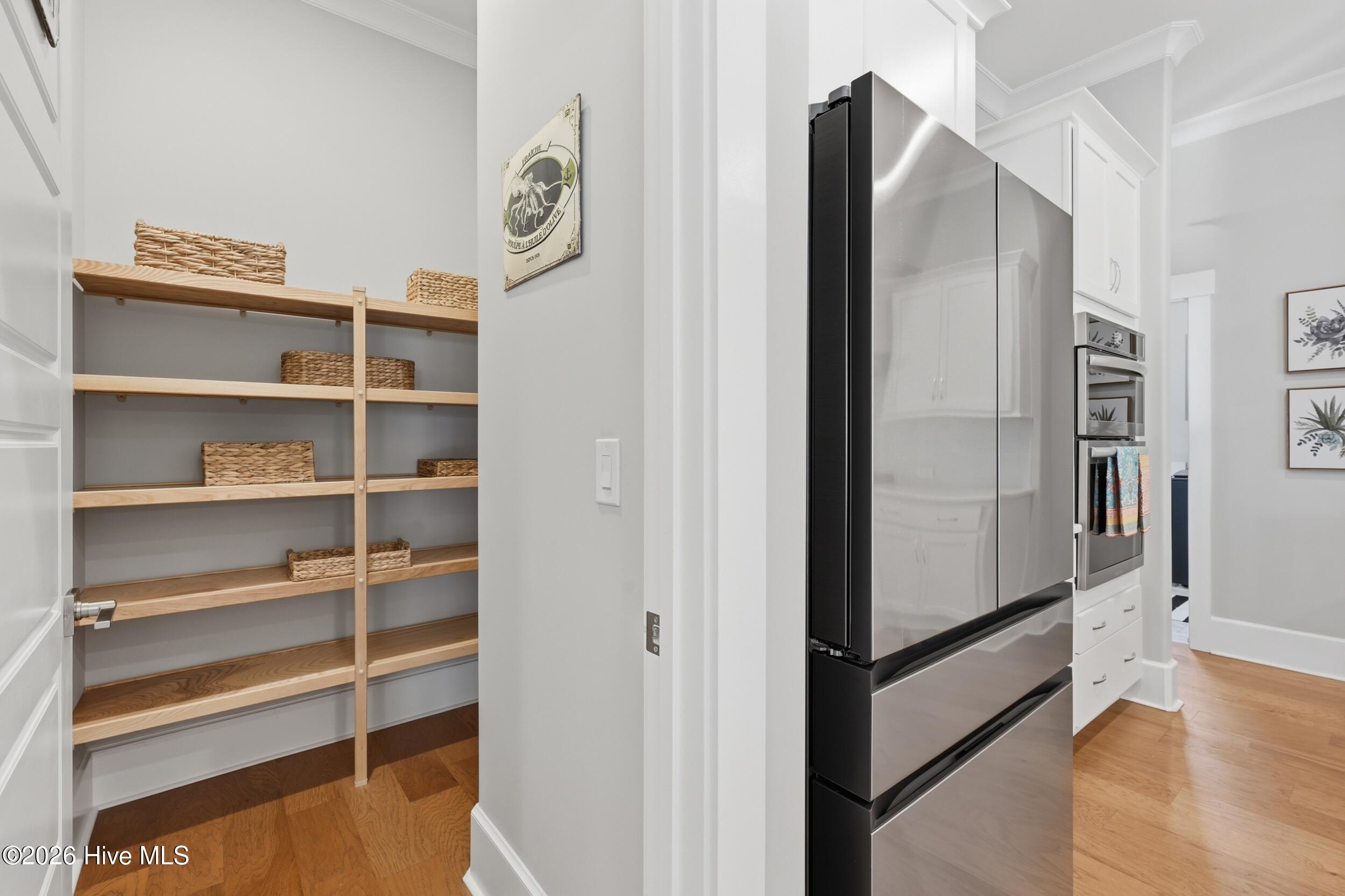 100567484 | Photo 17