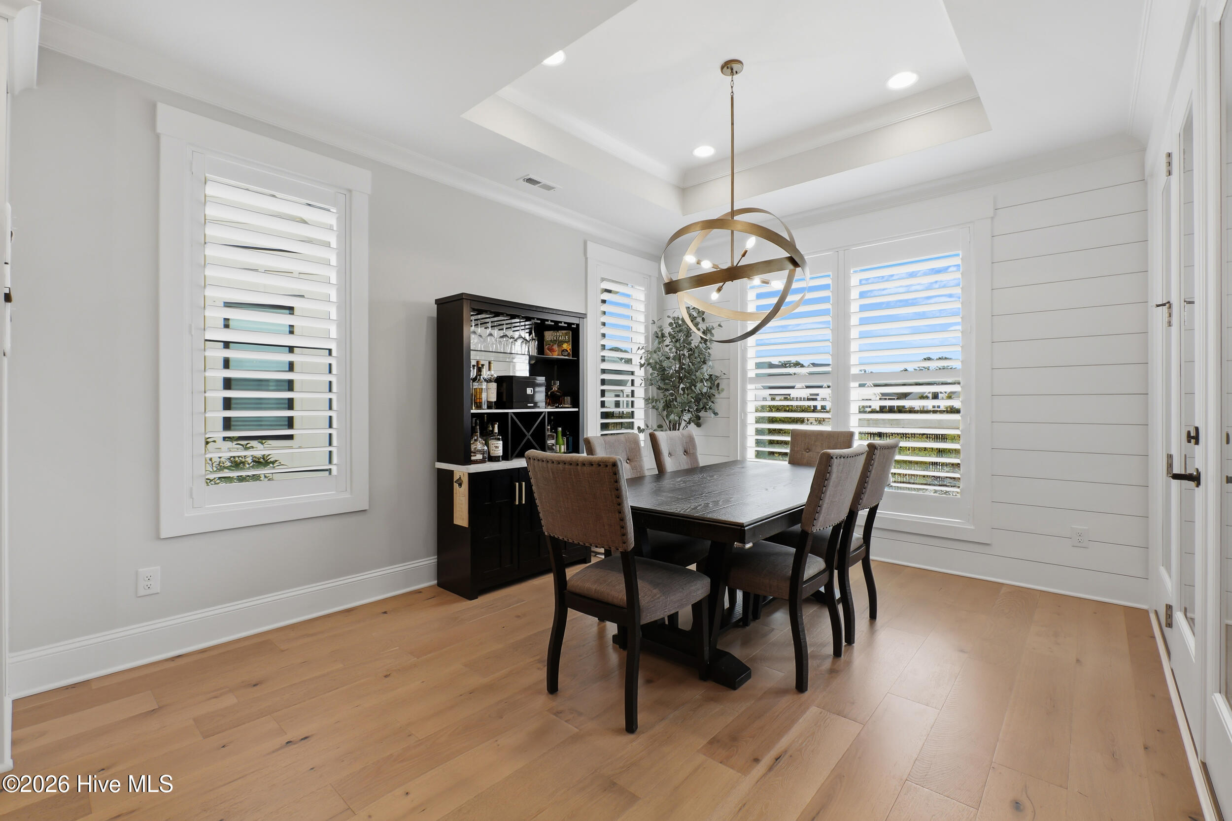 100551729 | Photo 19