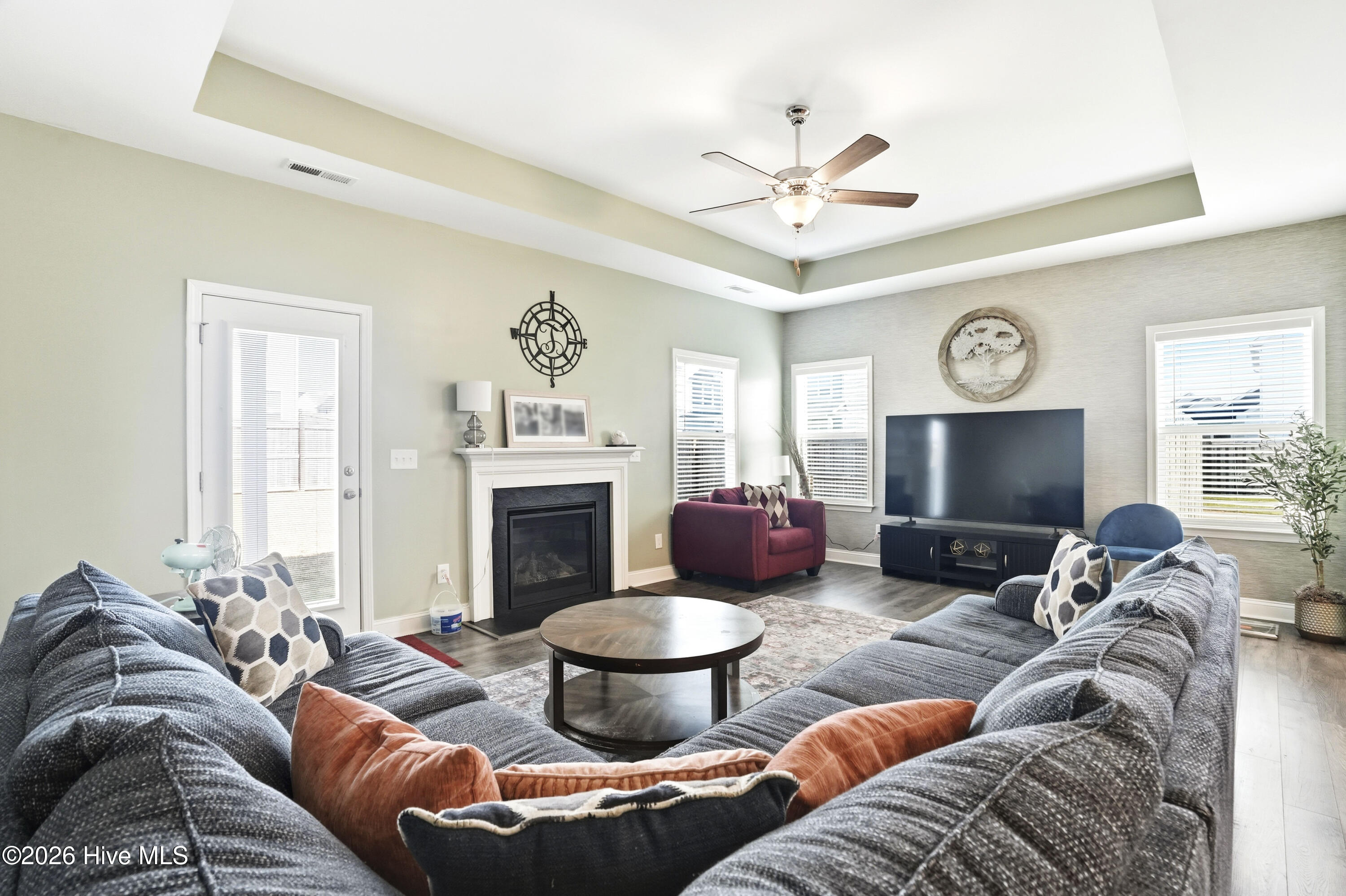 100567646 | Photo 25