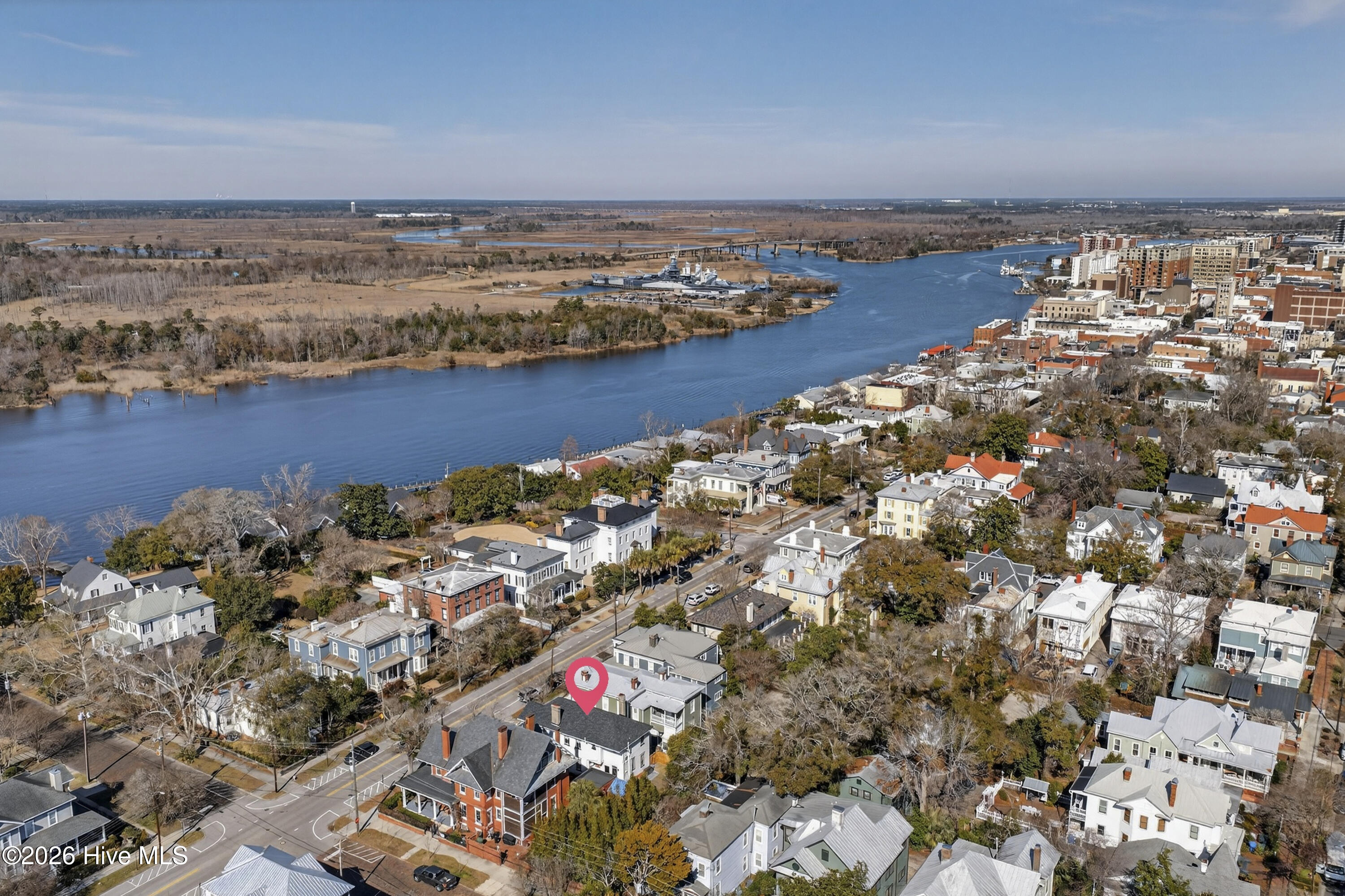 100555713 | Photo 61