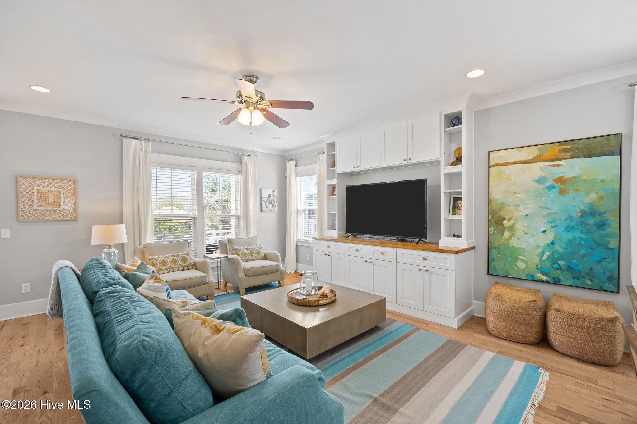 100564521 | Photo 13