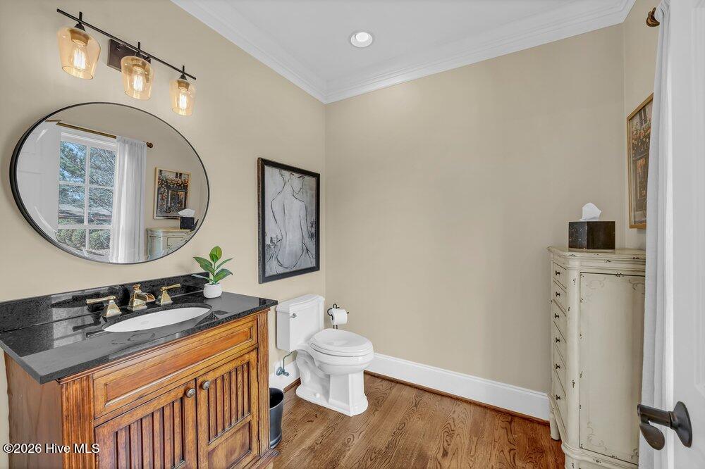 100558006 | Photo 29