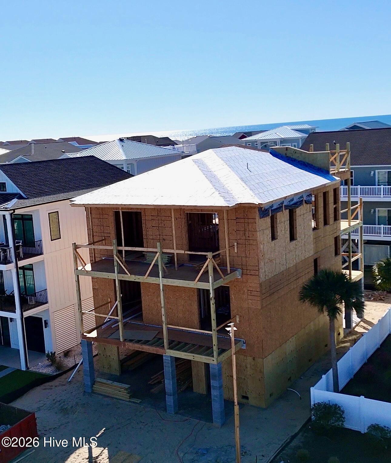 100561387 | Photo 29