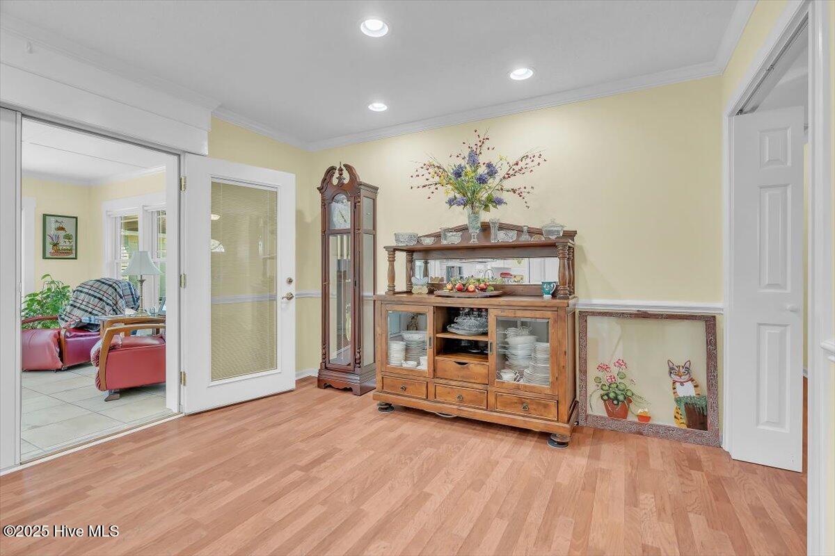 100542832 | Photo 17