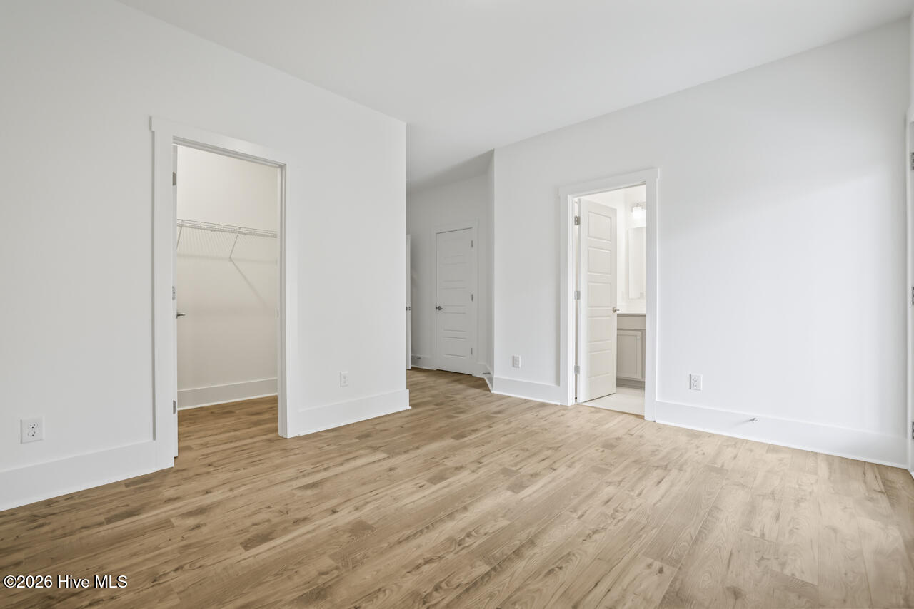 100544429 | Photo 19