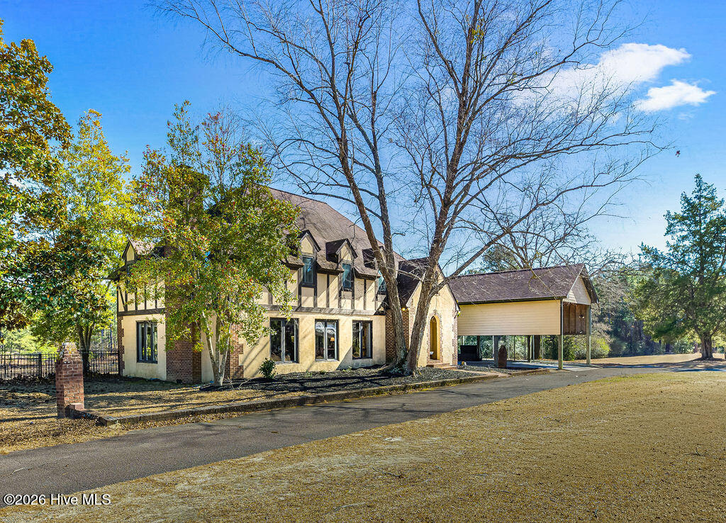 450 Addor Road, Aberdeen, NC, 28315