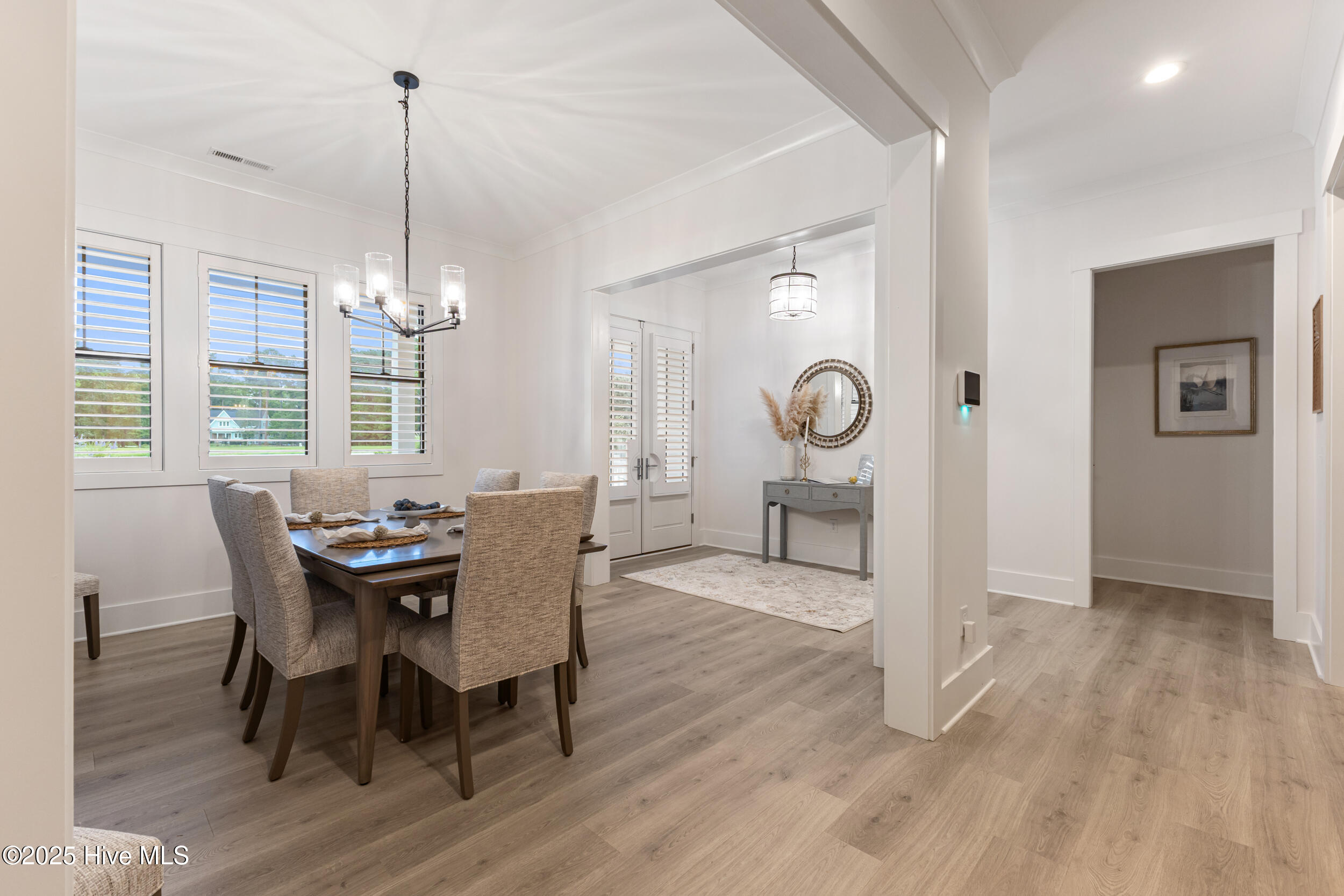 100549566 | Photo 14