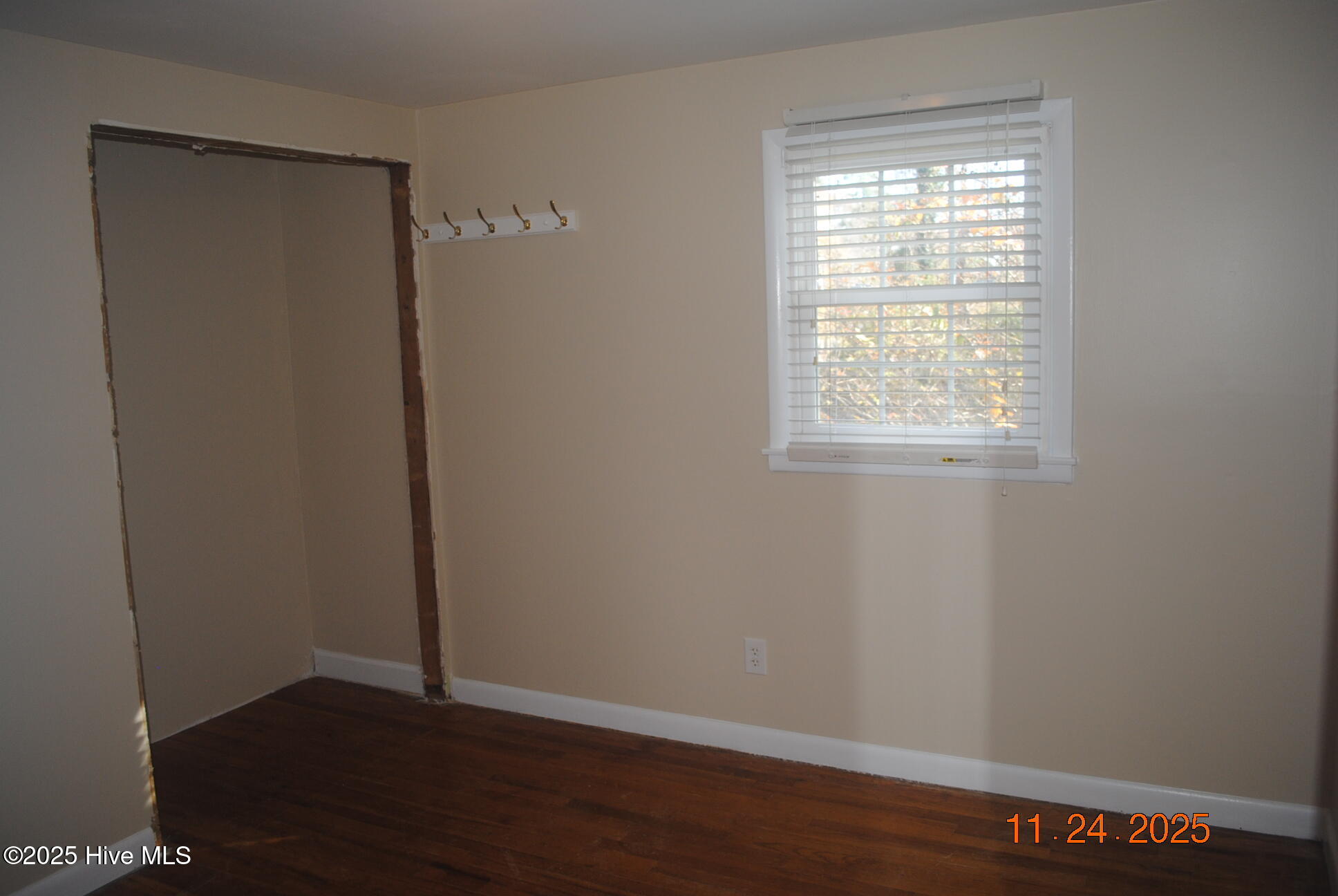 100543515 | Photo 10