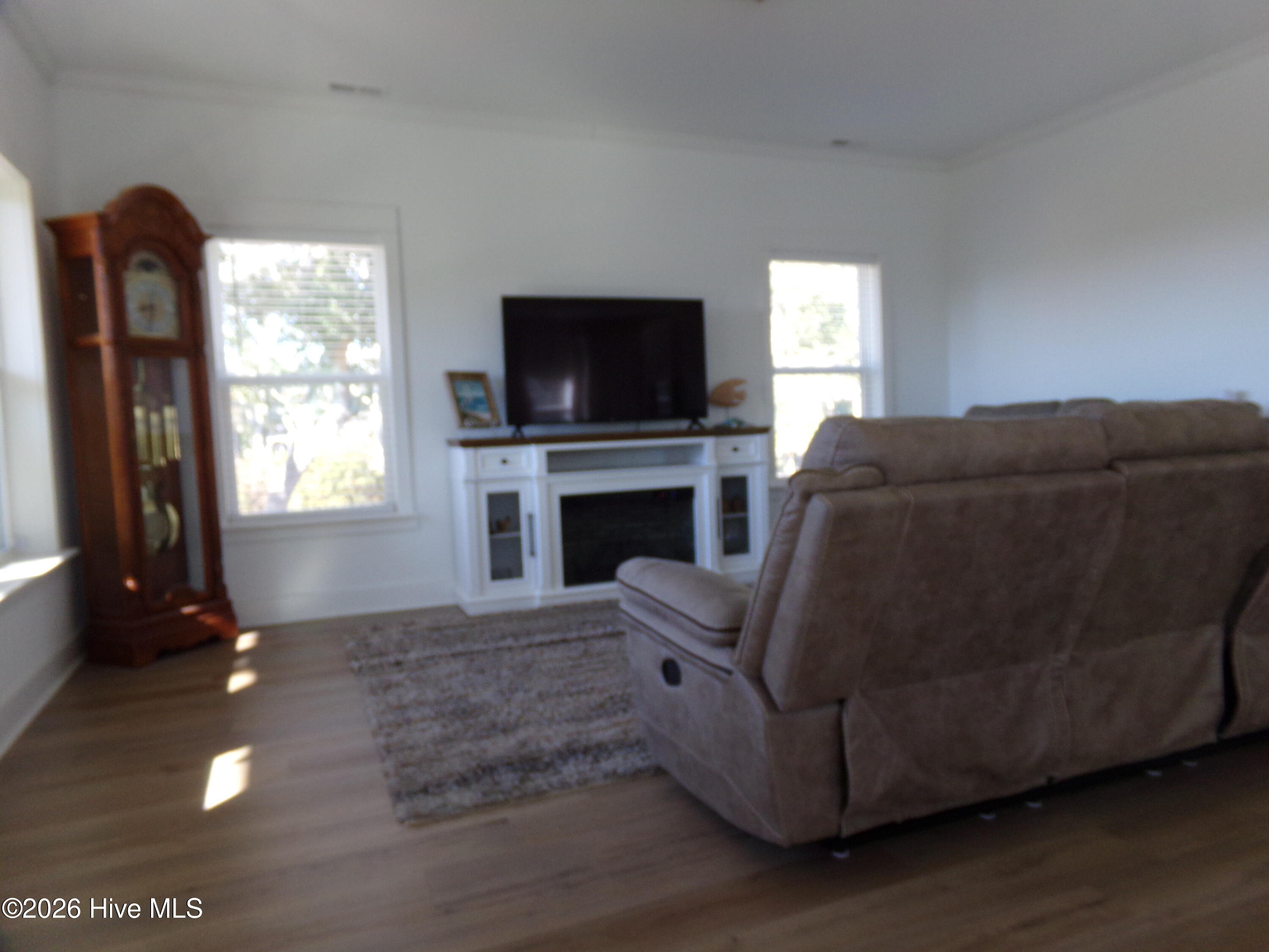 100547282 | Photo 21