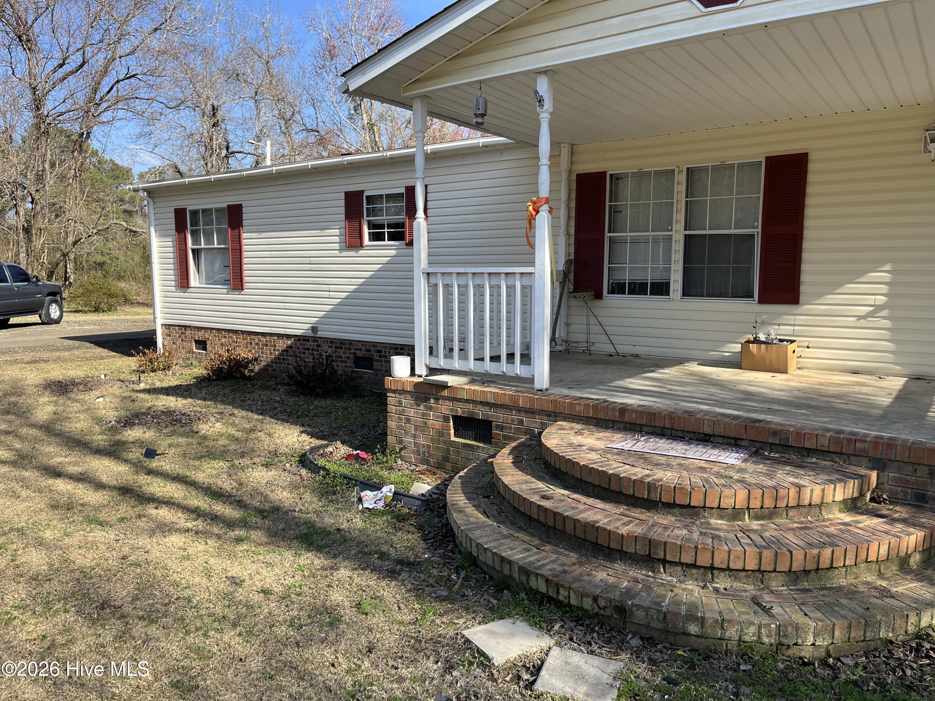 100568963 | Photo 17