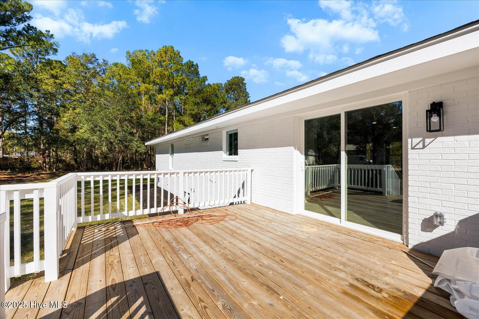 100538662 | Photo 24