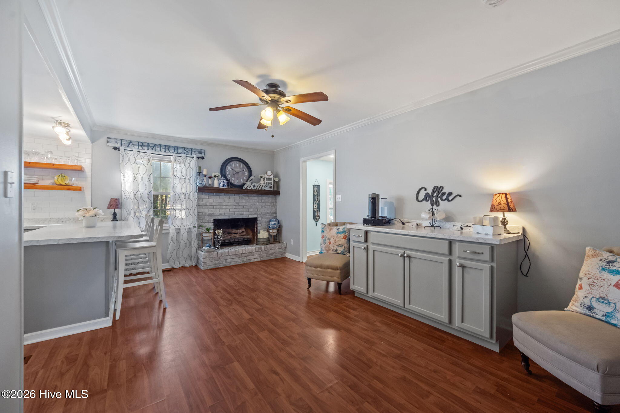 100547741 | Photo 22